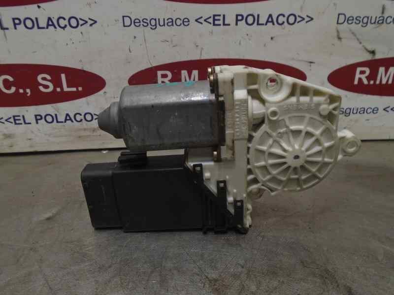 Recambio de motor elevalunas delantero izquierdo para volkswagen golf iv berlina (1j1) 1.6 referencia OEM IAM   