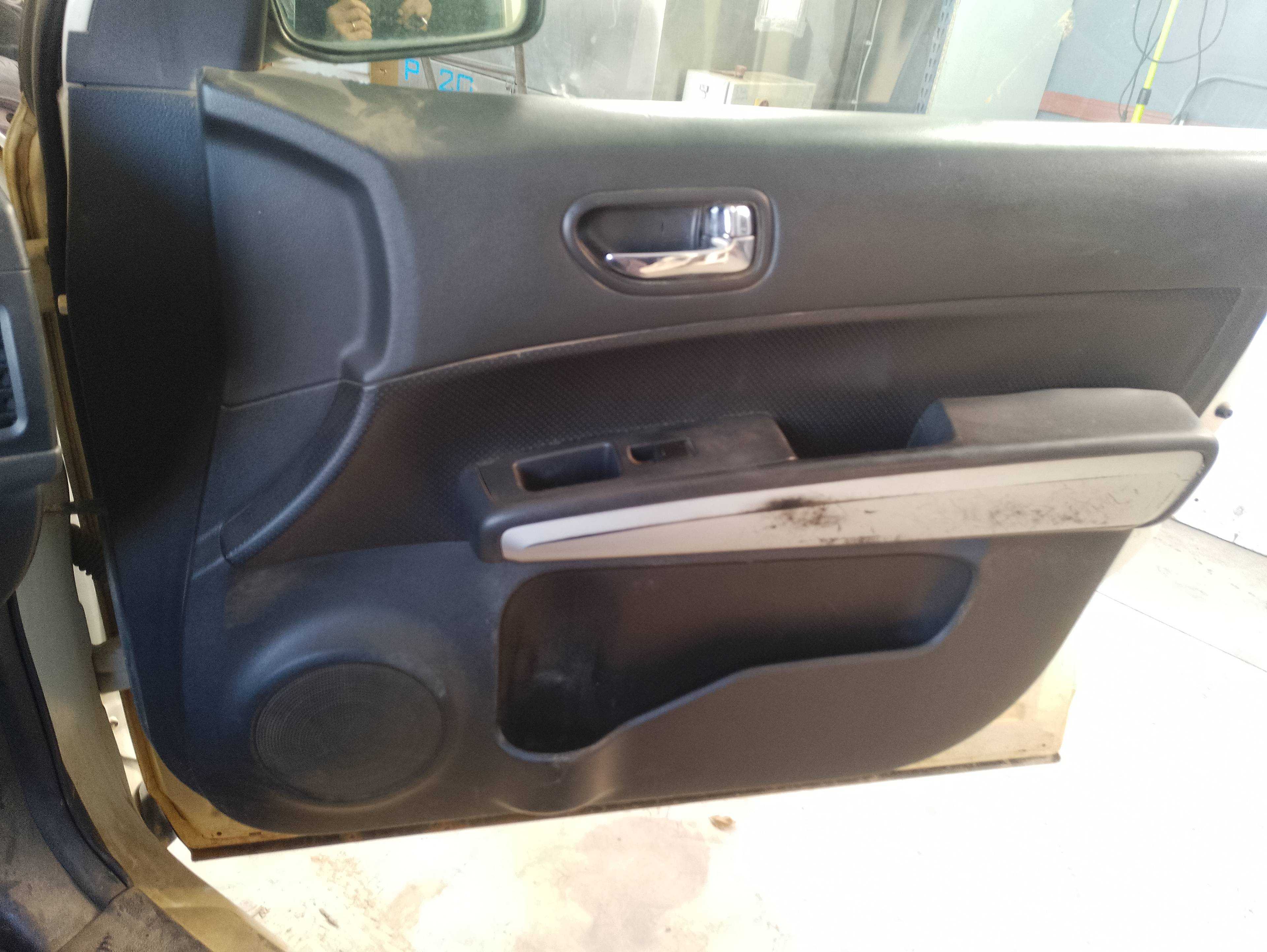 Recambio de guarnecido puerta delantera derecha para nissan x-trail (t31) le referencia OEM IAM   