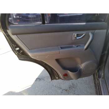 Recambio de guarnecido puerta trasera izquierda para kia sorento 2.5 crdi active referencia OEM IAM   