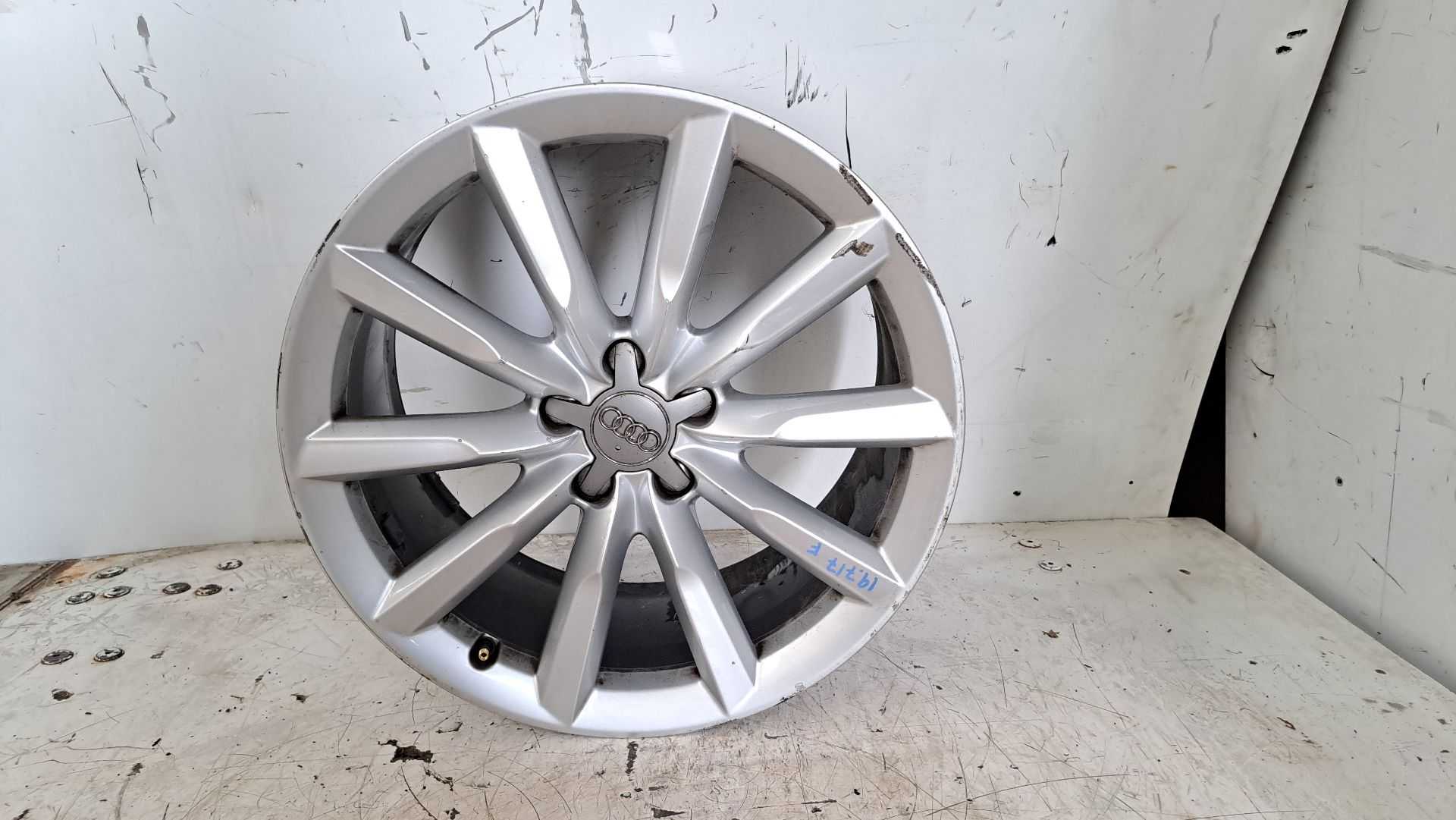 Recambio de llanta para audi a6 allroad quattro (4gj) 3.0 tdi advanced edition referencia OEM IAM r19 4g9601025f 