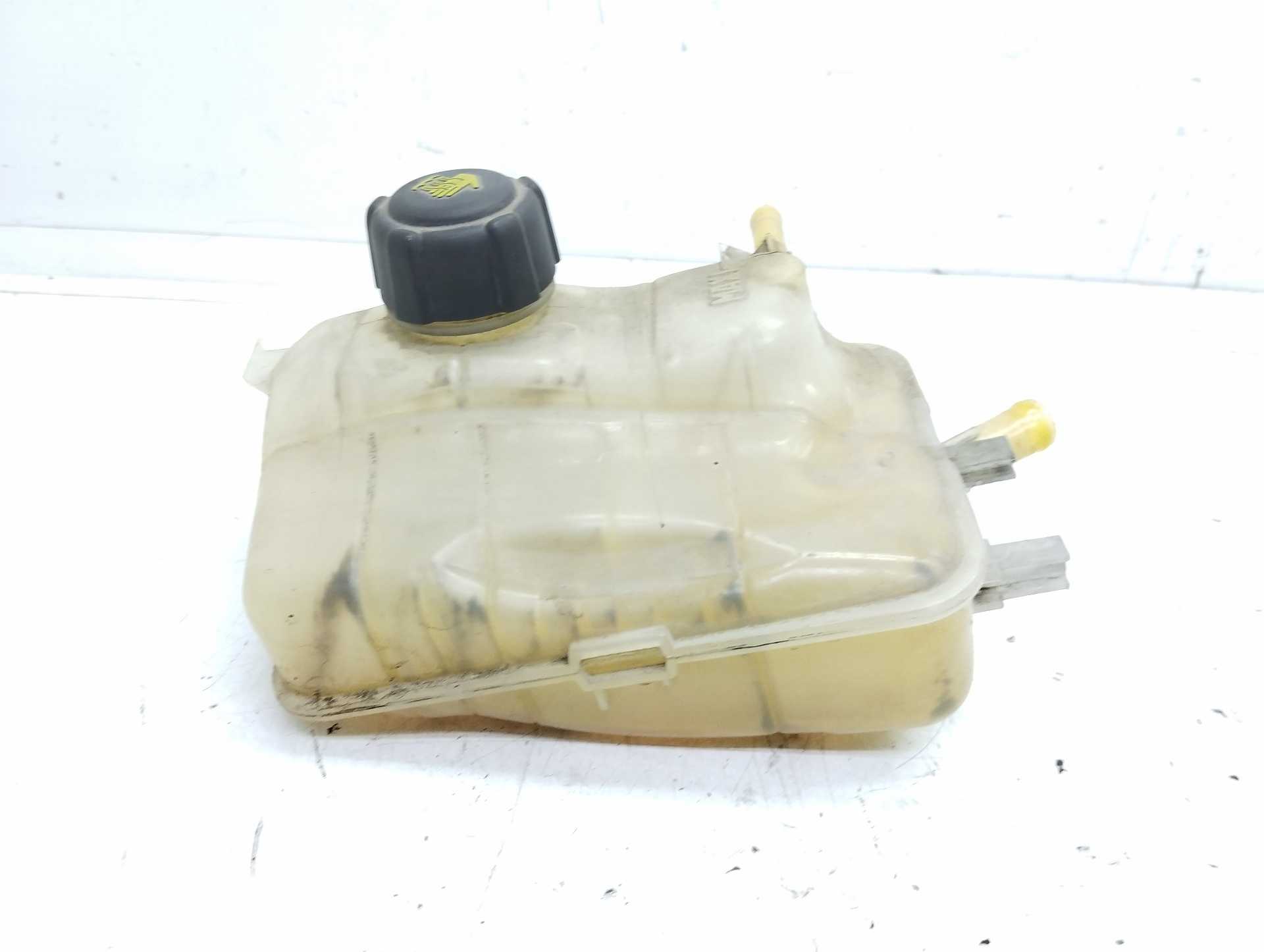Recambio de deposito expansion para renault megane iii berlina 5 p 1.2 16v referencia OEM IAM 217100005R  