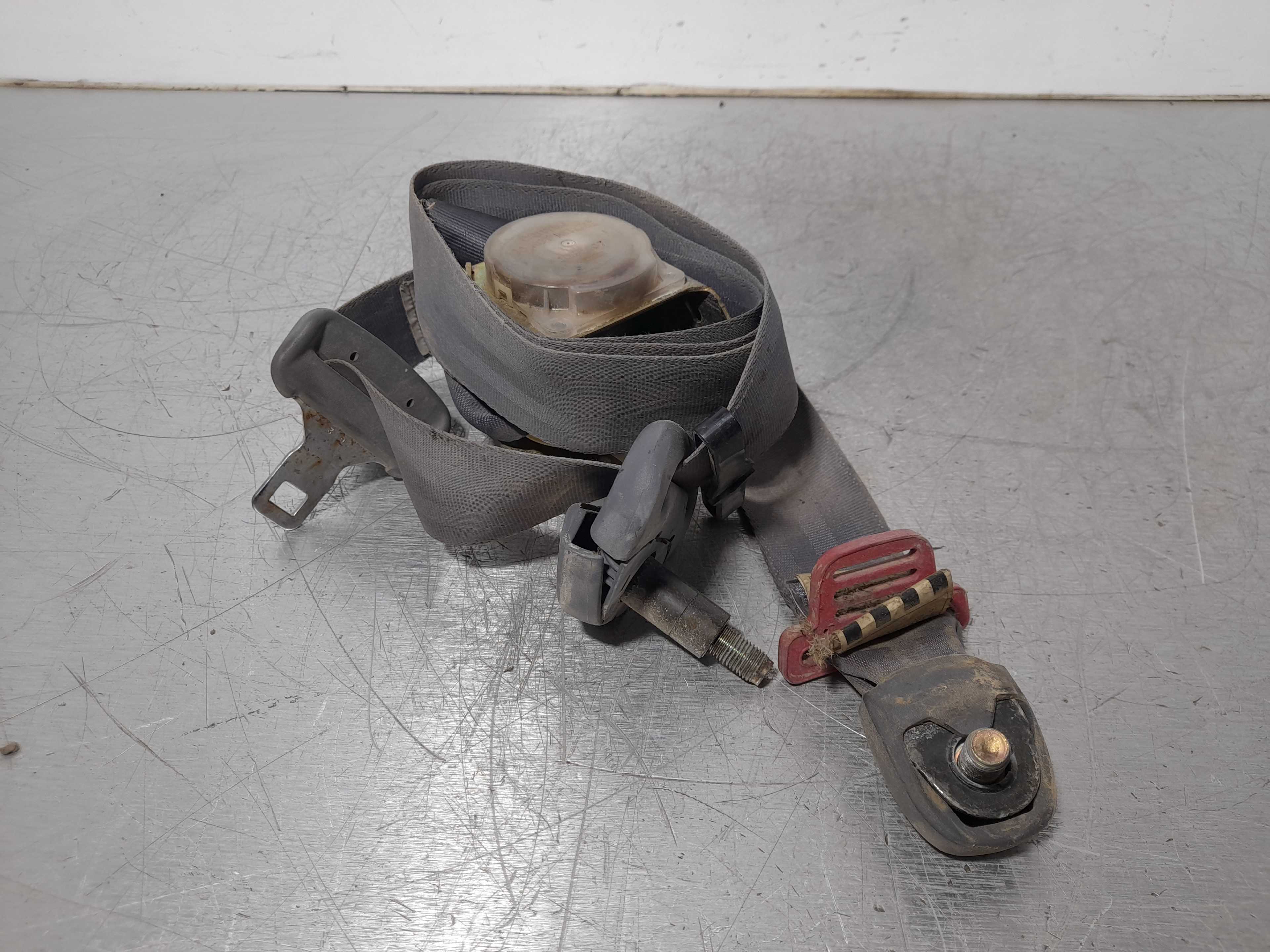 Recambio de cinturon seguridad trasero derecho para toyota rav 4 (a2) 1.8 16v cat referencia OEM IAM   