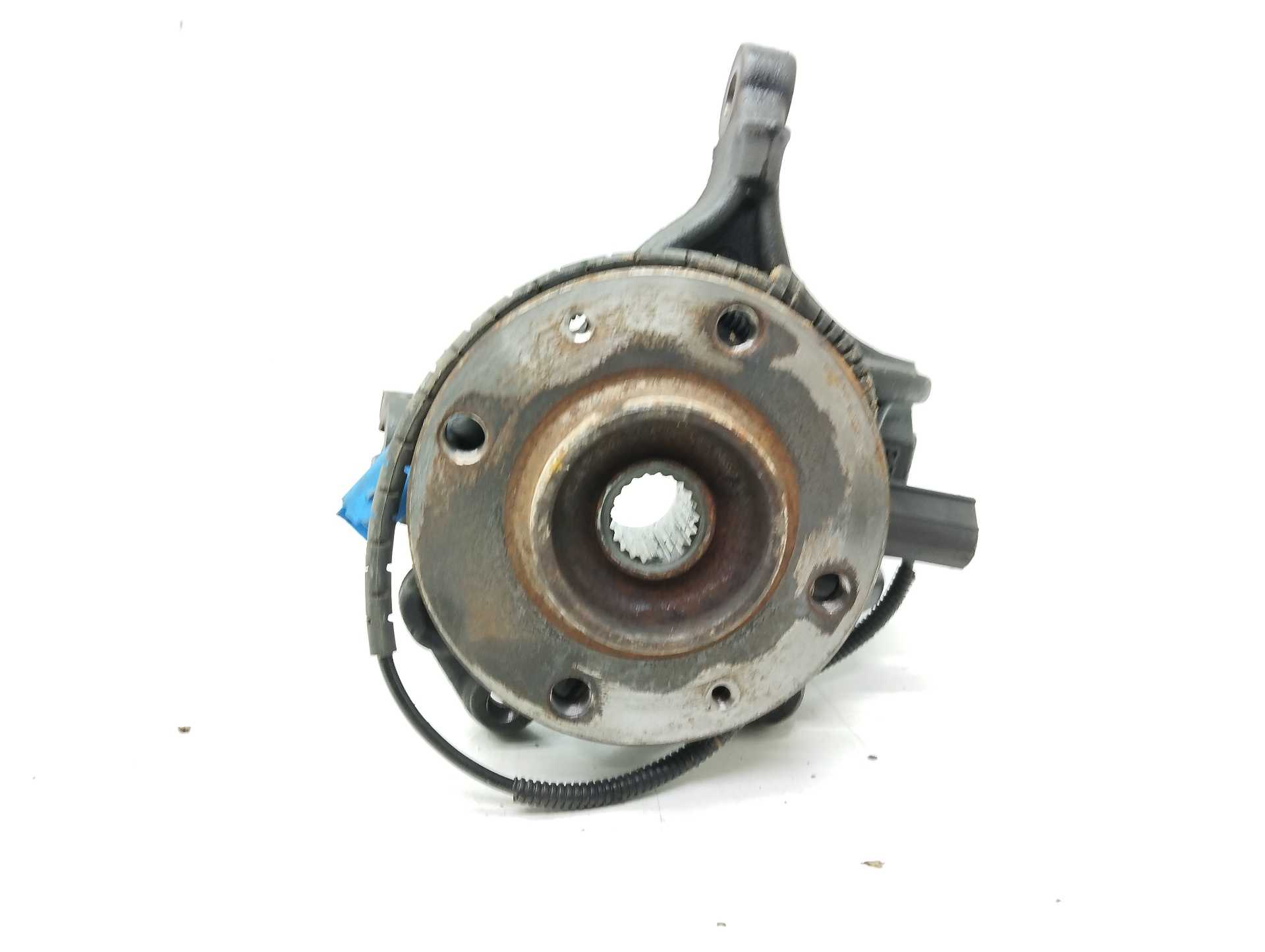 Recambio de mangueta delantera derecha para peugeot 208 1.2 12v e-vti referencia OEM IAM   