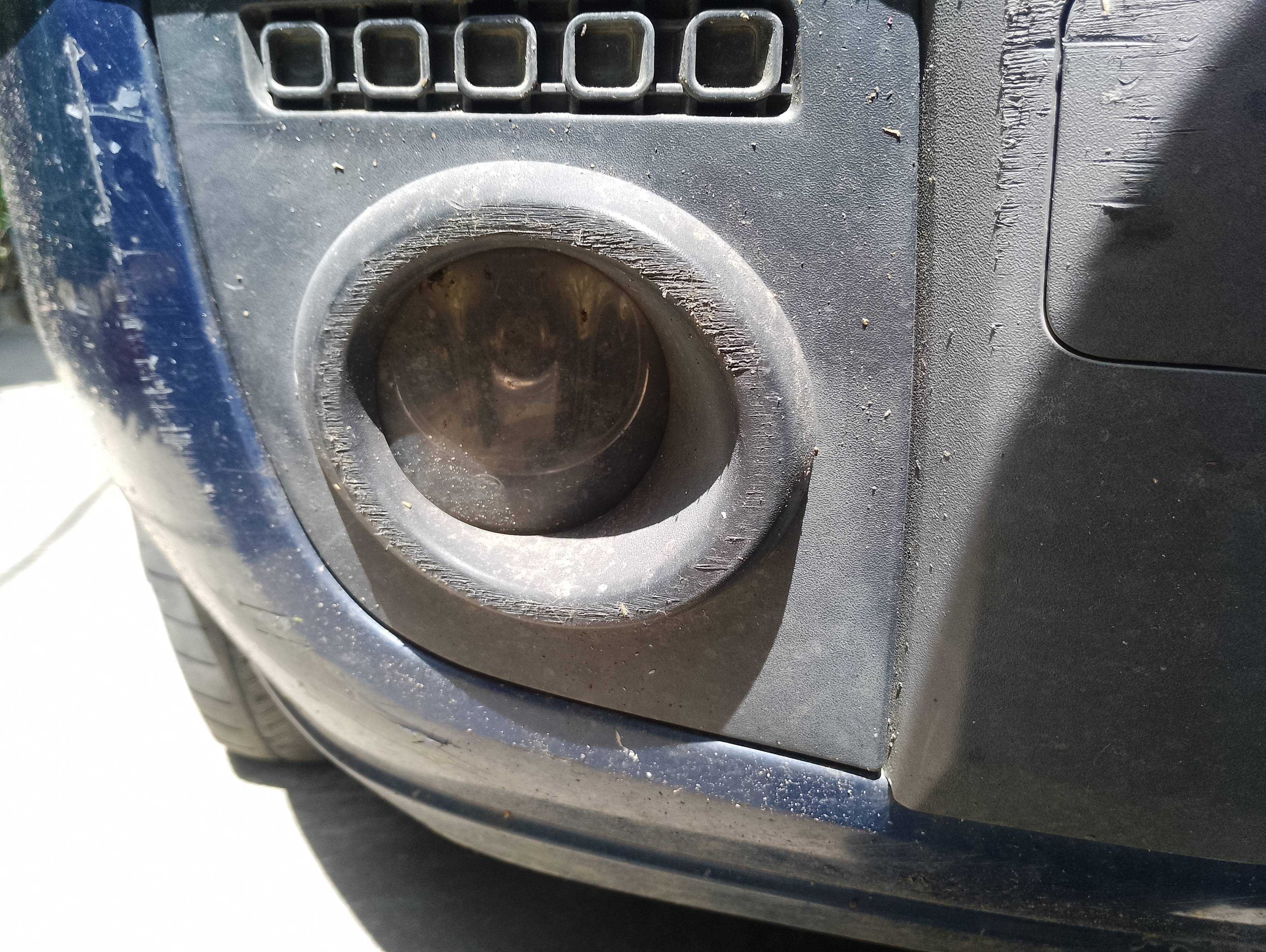 Recambio de faro antiniebla derecho para ford fusion (cbk) ambiente referencia OEM IAM   