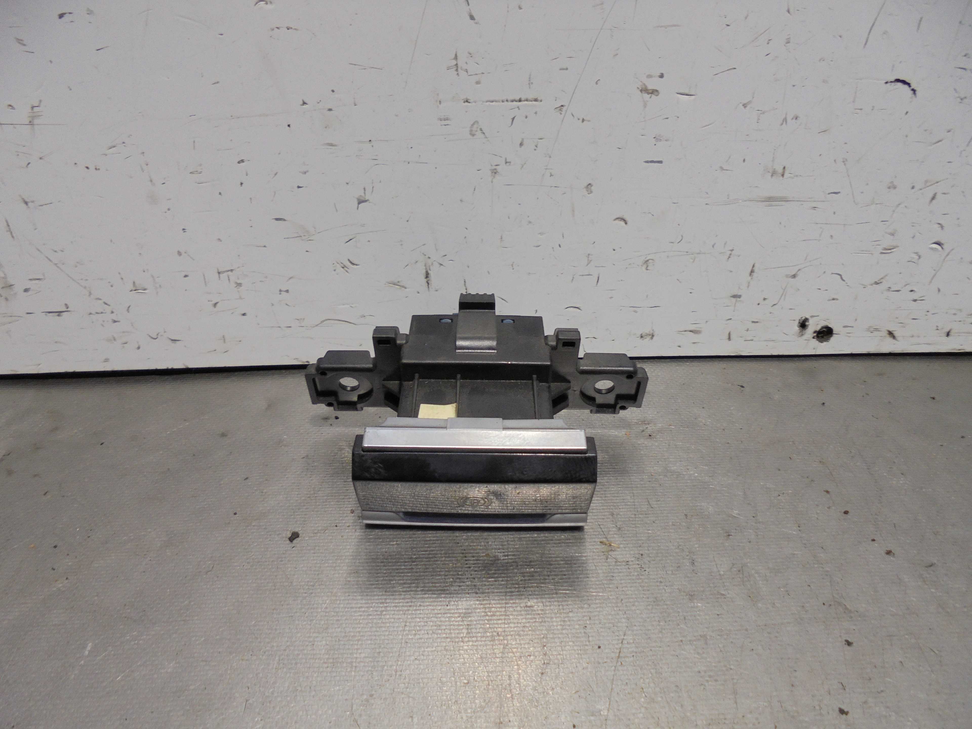 Recambio de pulsador freno de mano electrico para citroën c4 picasso exclusive referencia OEM IAM 96781160  