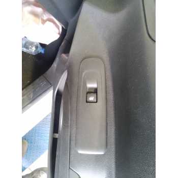 MANDO ELEVALUNAS DELANTERO DERECHO 98016307ZD 