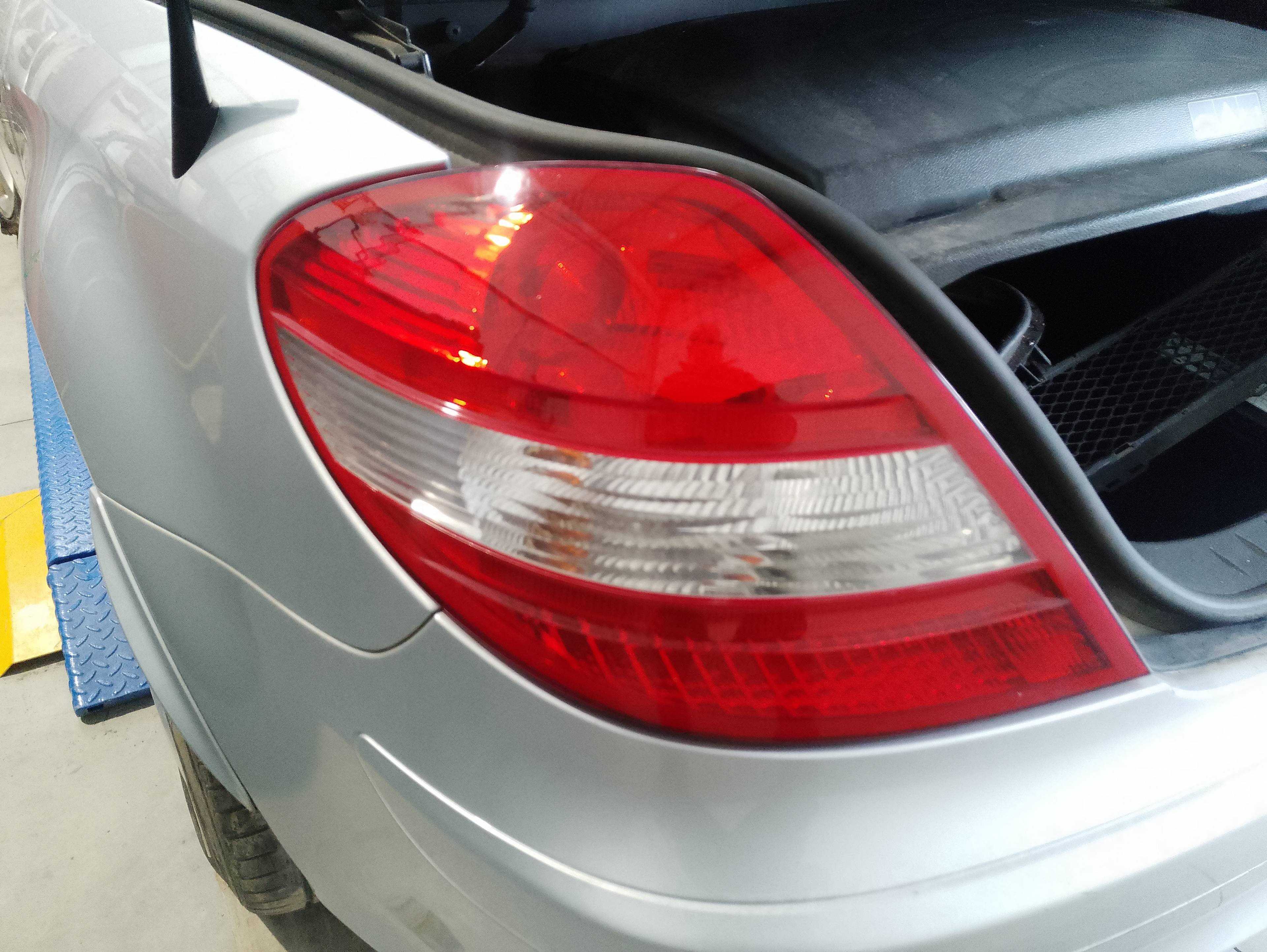 Recambio de piloto trasero izquierdo para mercedes-benz clase slk (w171) roadster 200 compressor (171.442) referencia OEM IAM   