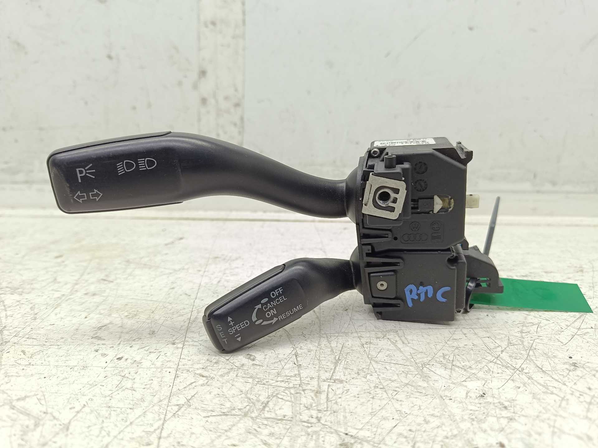 Recambio de mando intermitentes para audi a3 (8p) 1.9 tdi ambiente referencia OEM IAM 8P0953513B  