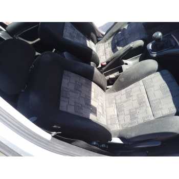 ASIENTO DELANTERO DERECHO 