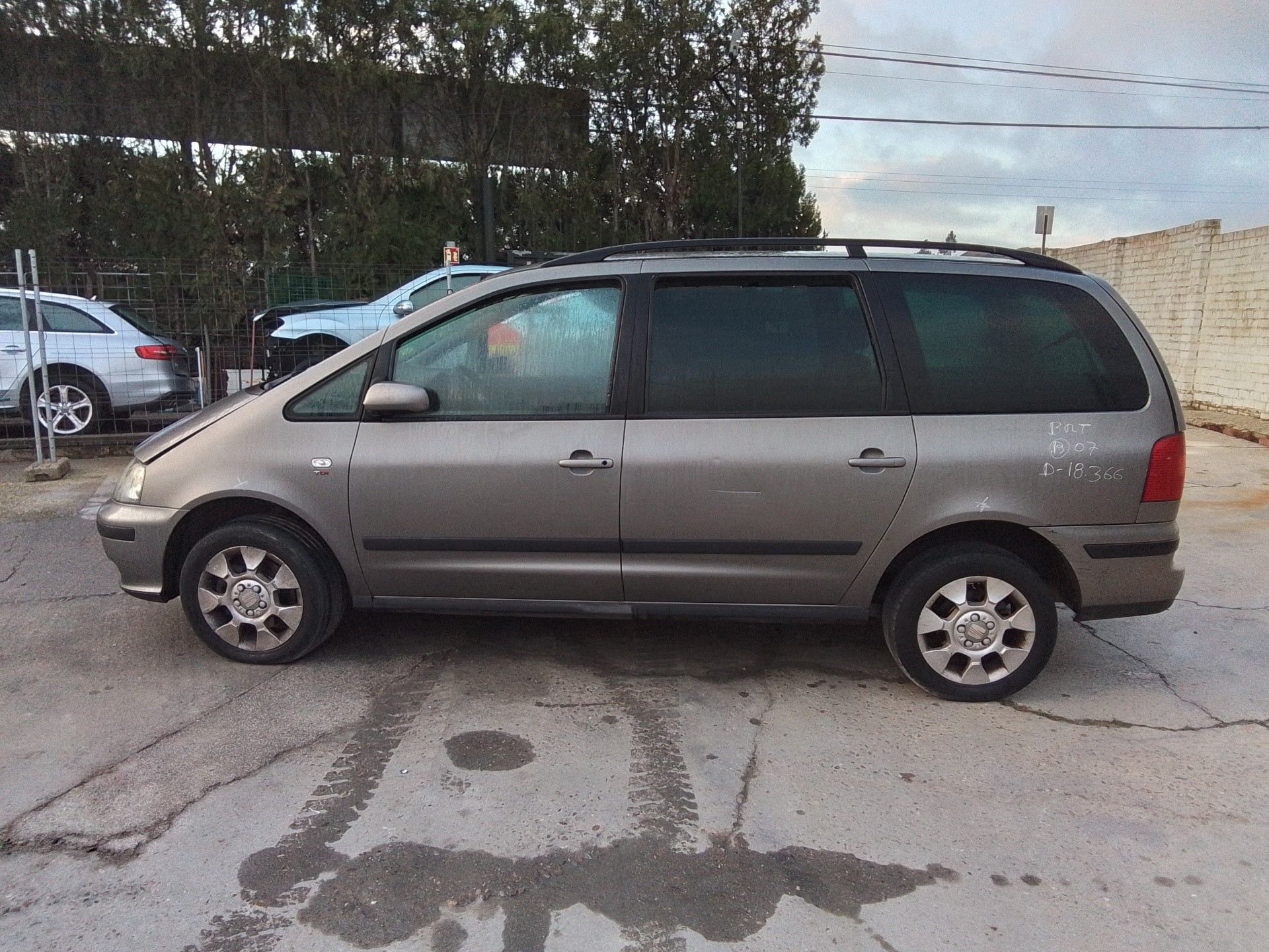 seat alhambra (710) del año 2007