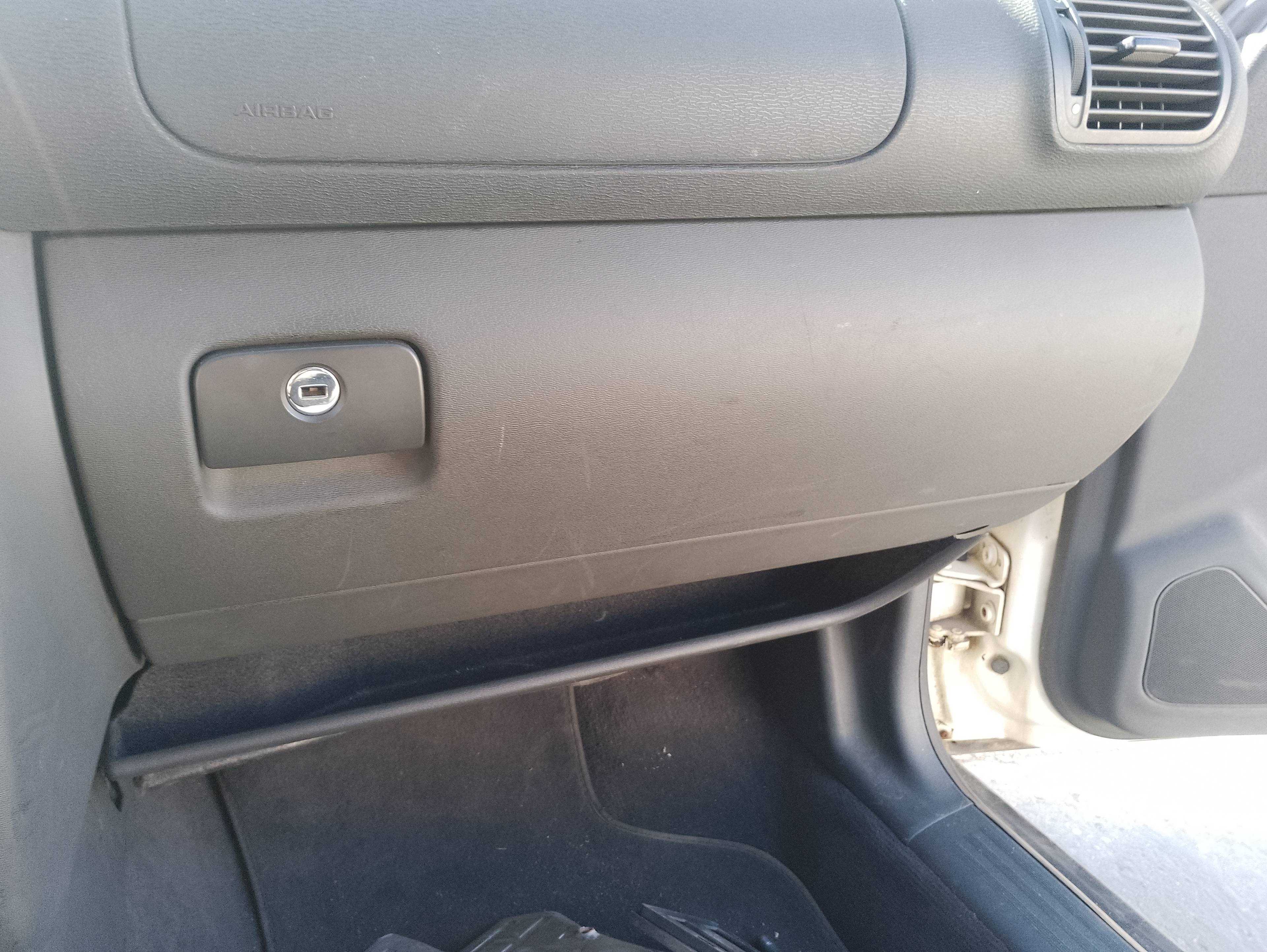 Recambio de guantera para audi a3 (8l) 1.8 ambiente referencia OEM IAM   