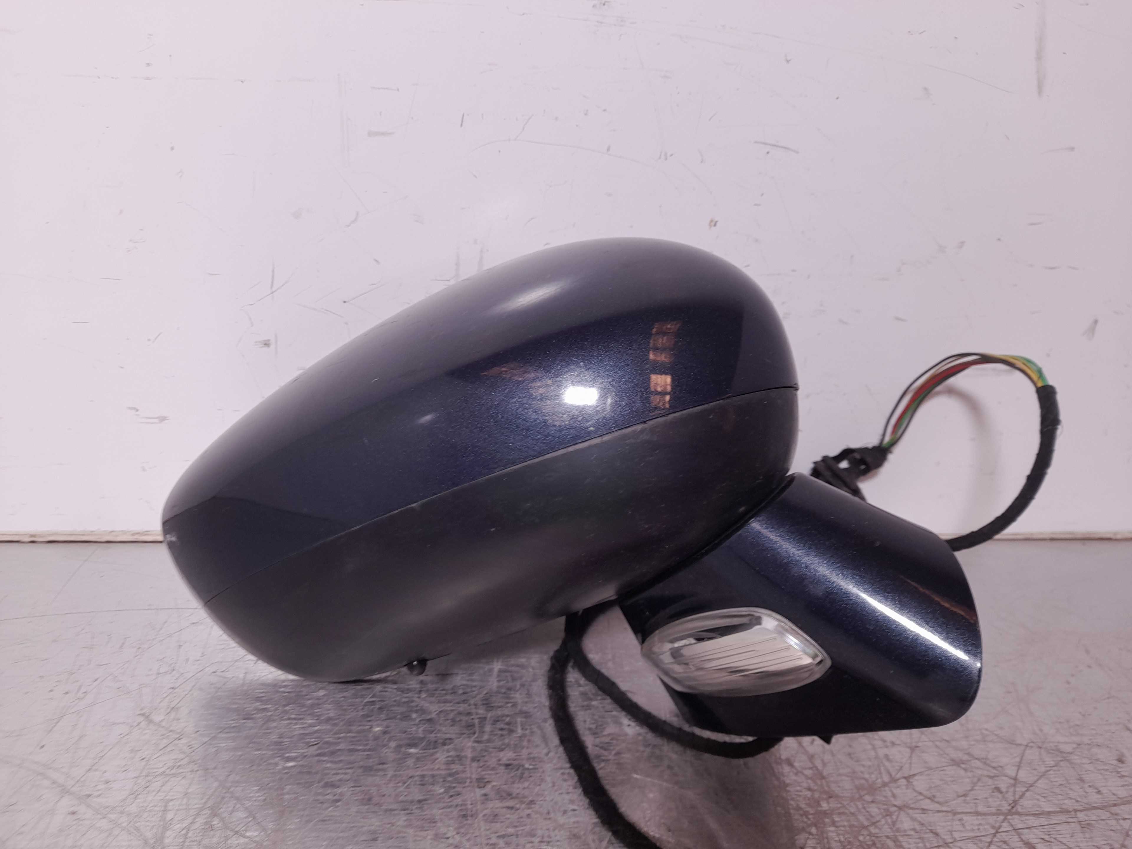 Recambio de retrovisor derecho para citroën c4 berlina collection referencia OEM IAM   