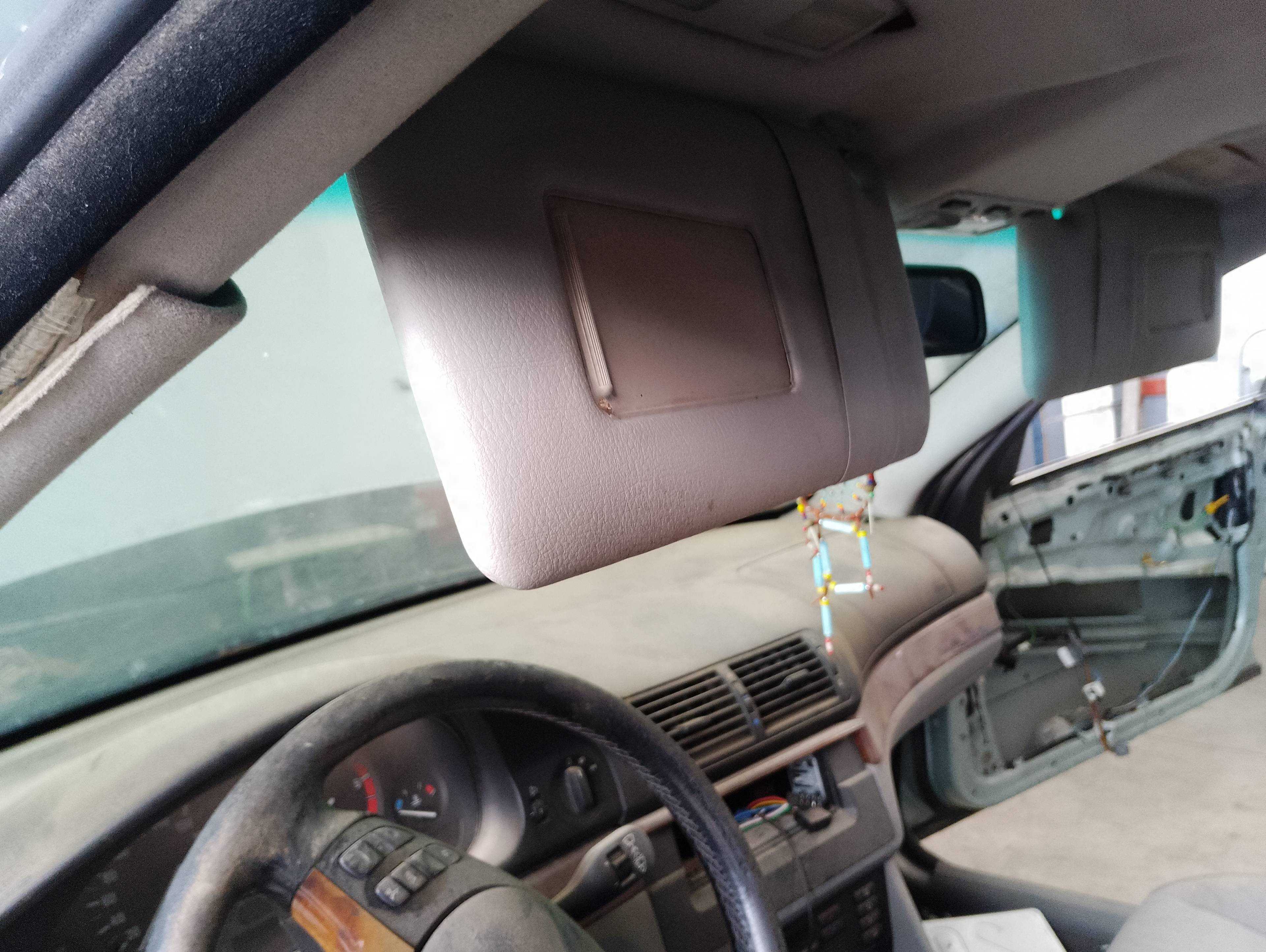 Recambio de parasol izquierdo para bmw serie 5 berlina (e39) 525d referencia OEM IAM   