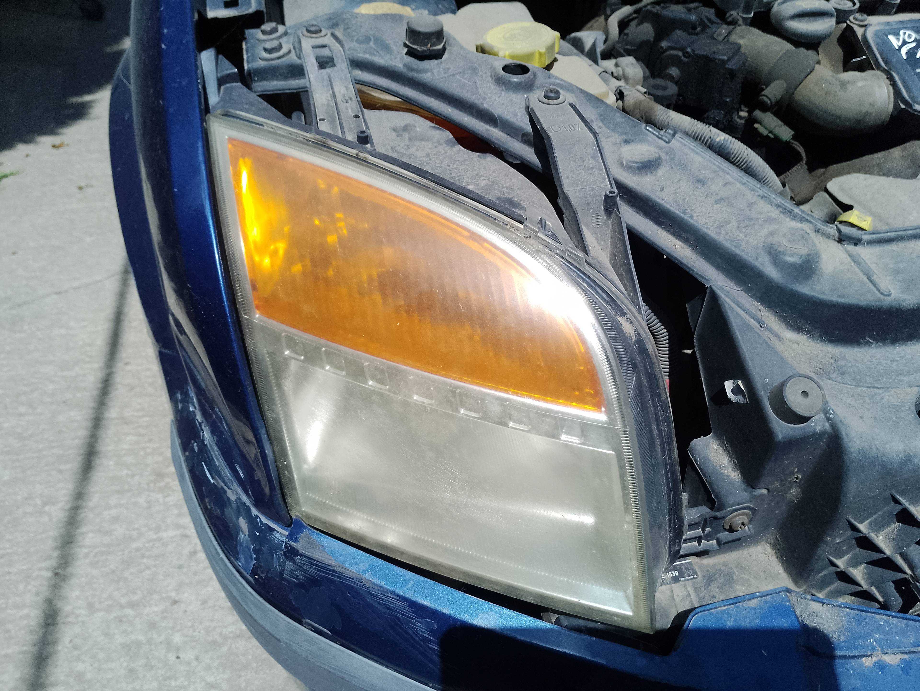 Recambio de faro derecho para ford fusion (cbk) ambiente referencia OEM IAM   