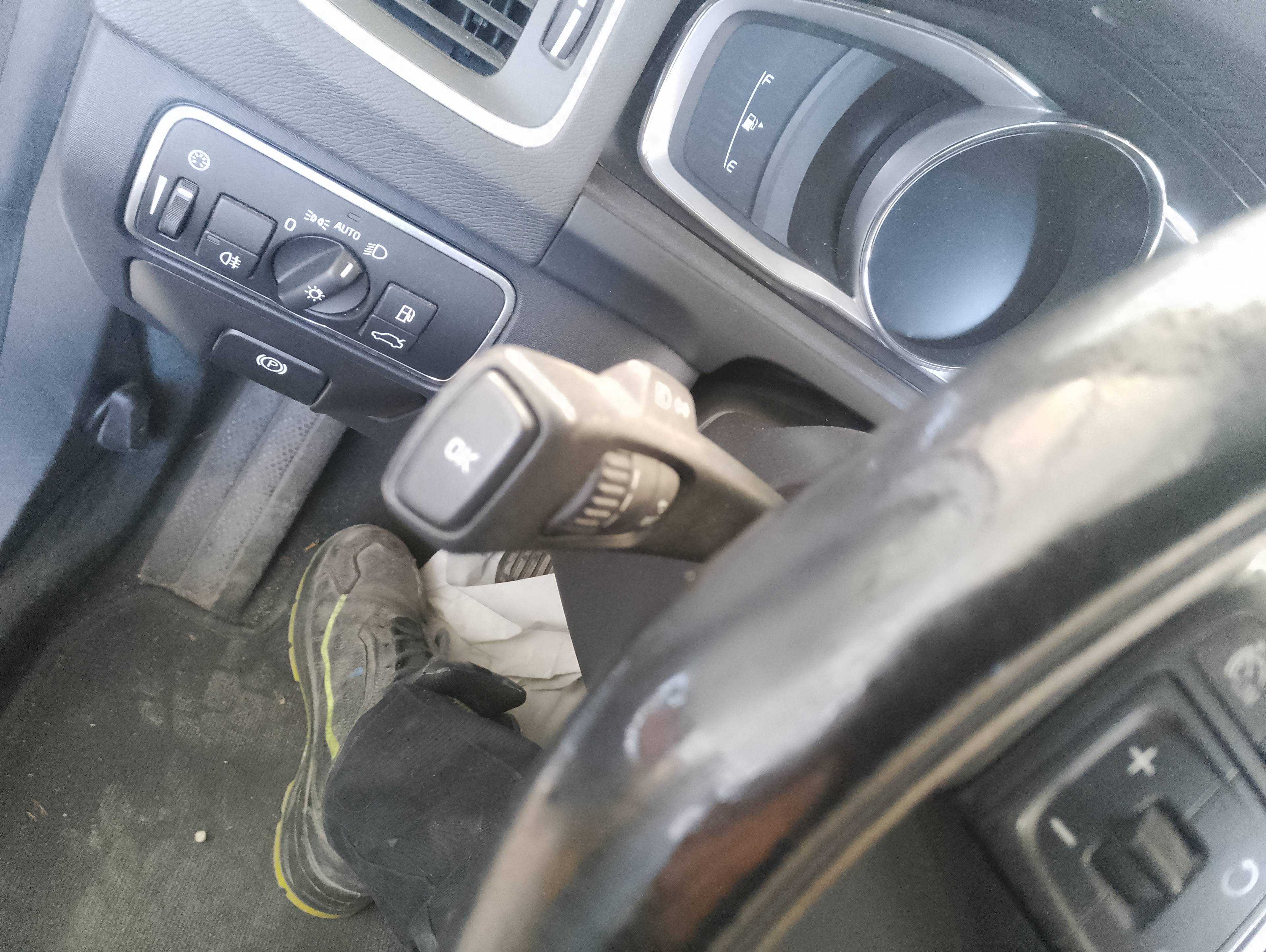 Recambio de mando intermitentes para volvo v60 kombi plug-in hybrid awd referencia OEM IAM   