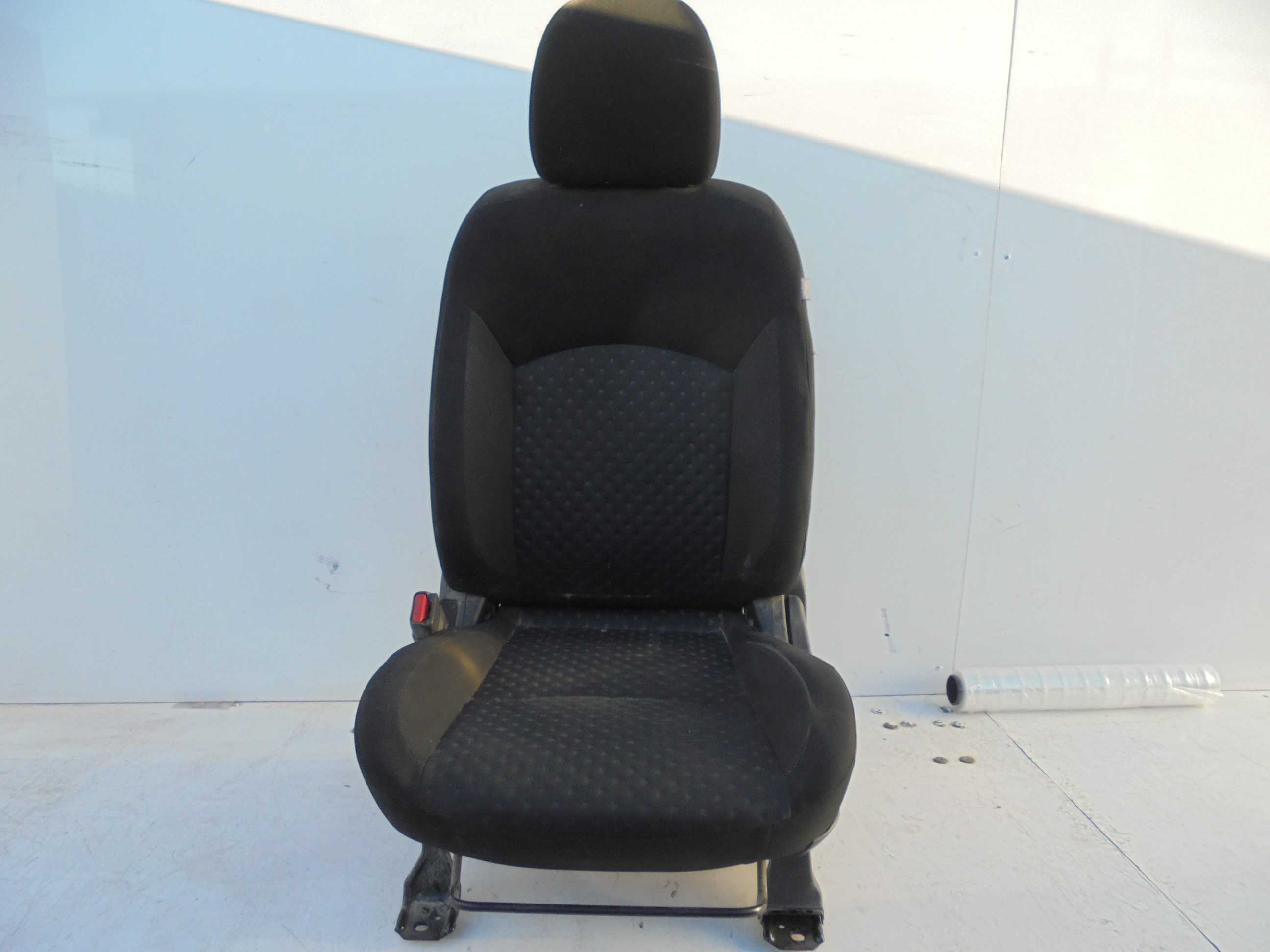 Recambio de asiento delantero izquierdo para mitsubishi asx (ga0w) challenge 2wd referencia OEM IAM   