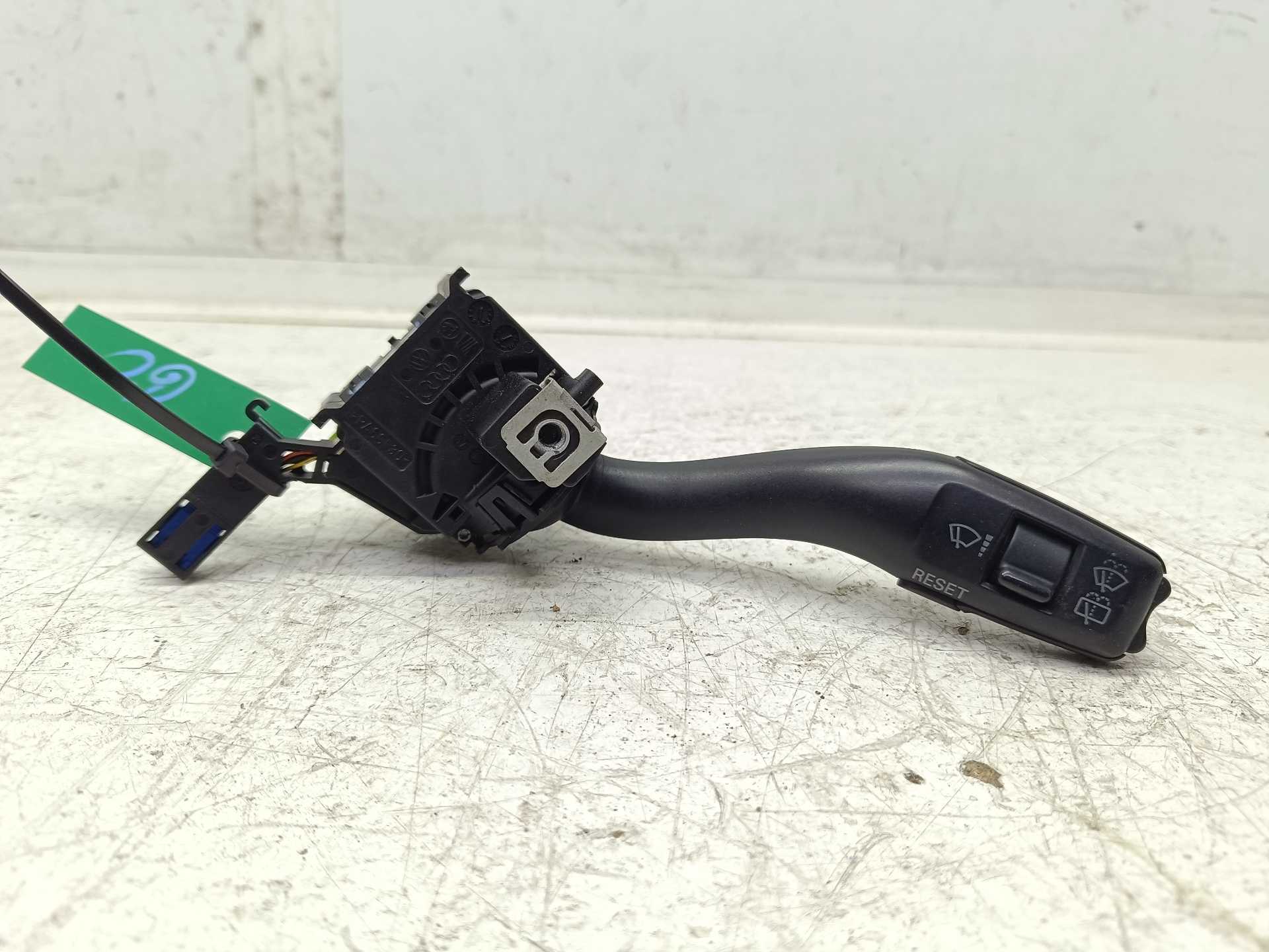 Recambio de mando limpia para audi a3 (8p) 1.9 tdi ambiente referencia OEM IAM 8P0953519A  
