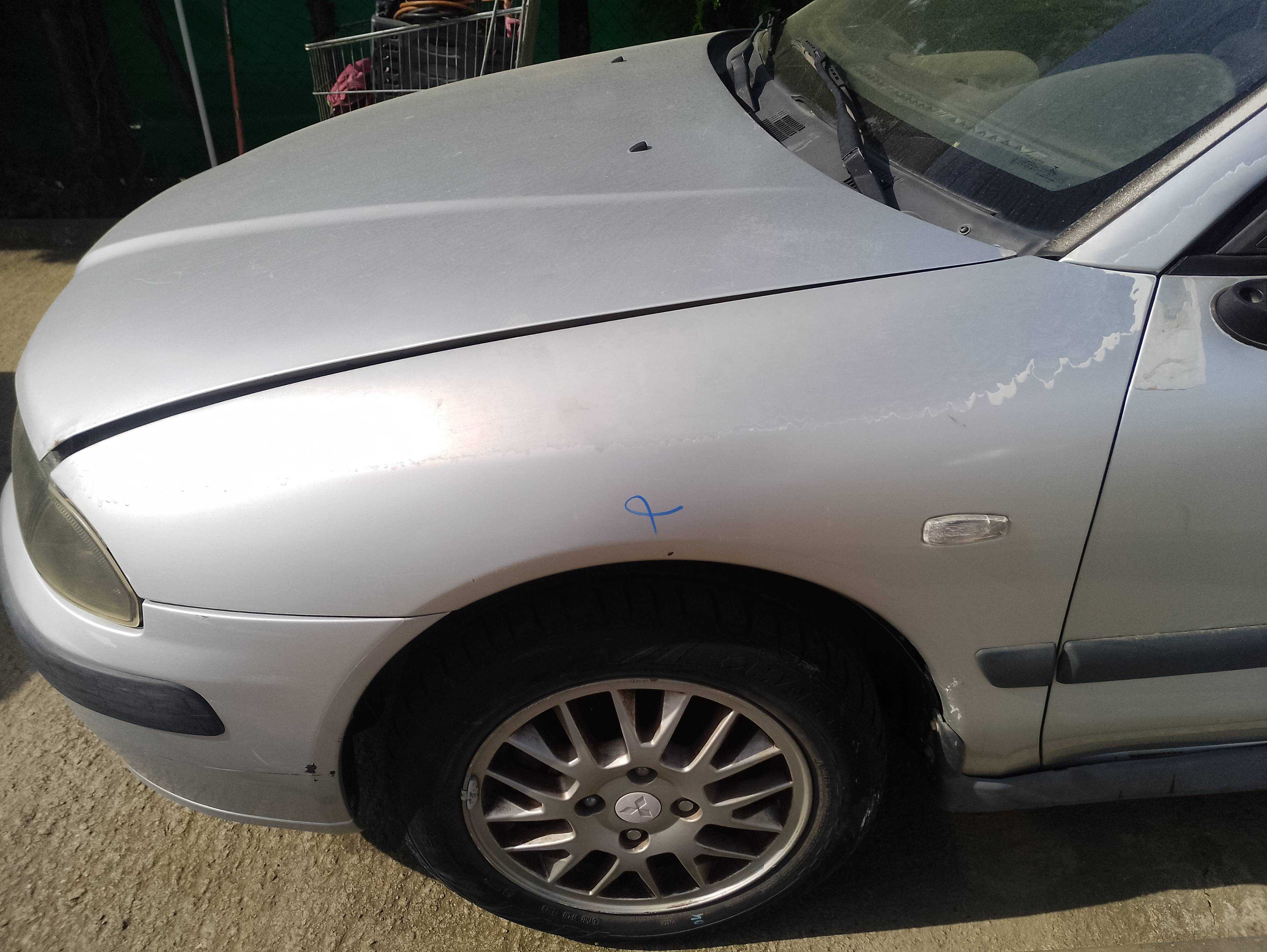 Recambio de aleta delantera izquierda para mitsubishi carisma berlina 5 (da0) 1900 di-d avance referencia OEM IAM   