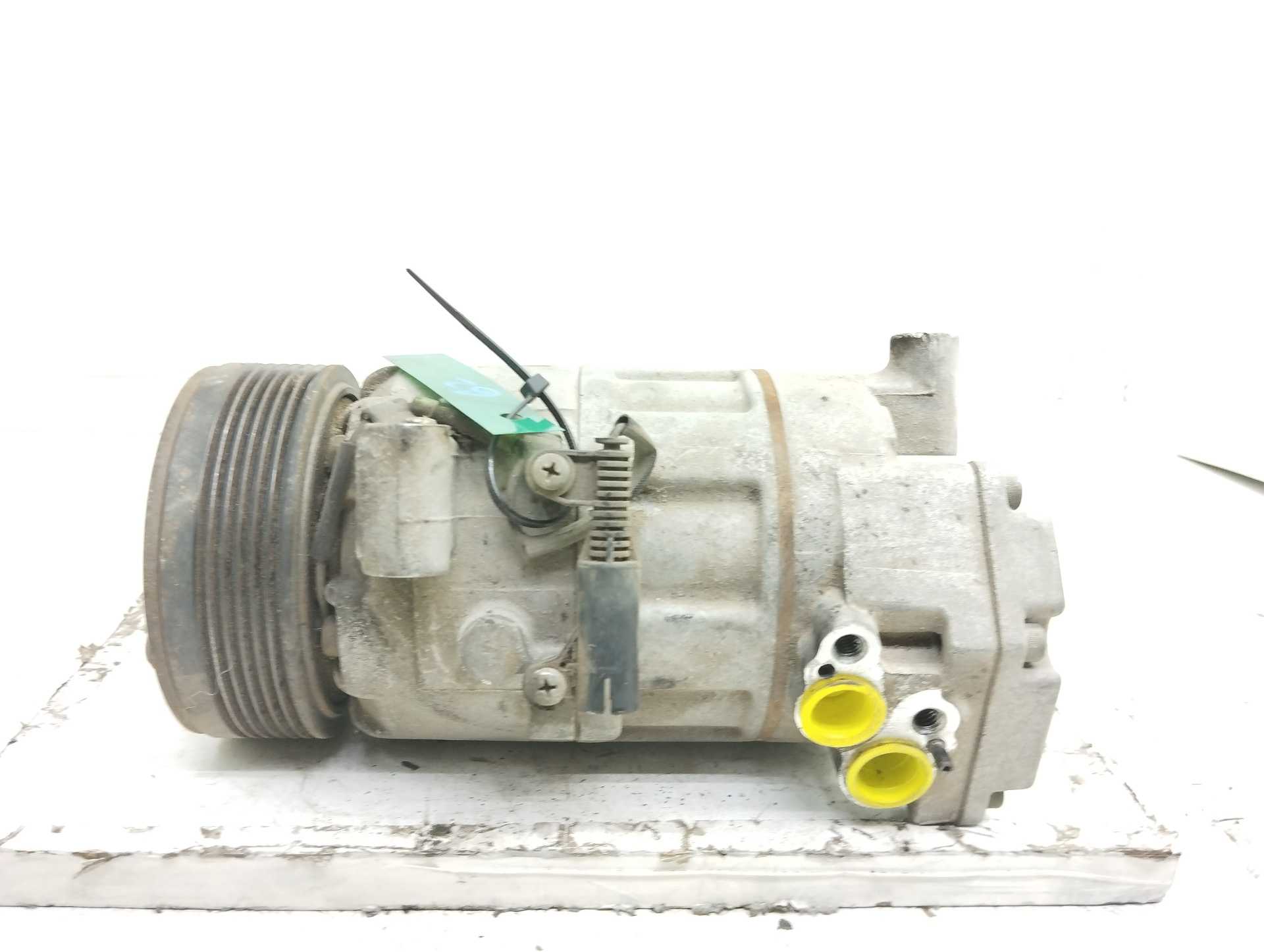 Recambio de compresor aire acondicionado para bmw serie 3 compact (e46) 316ti referencia OEM IAM 8FK35111Q 99000940 64509182795