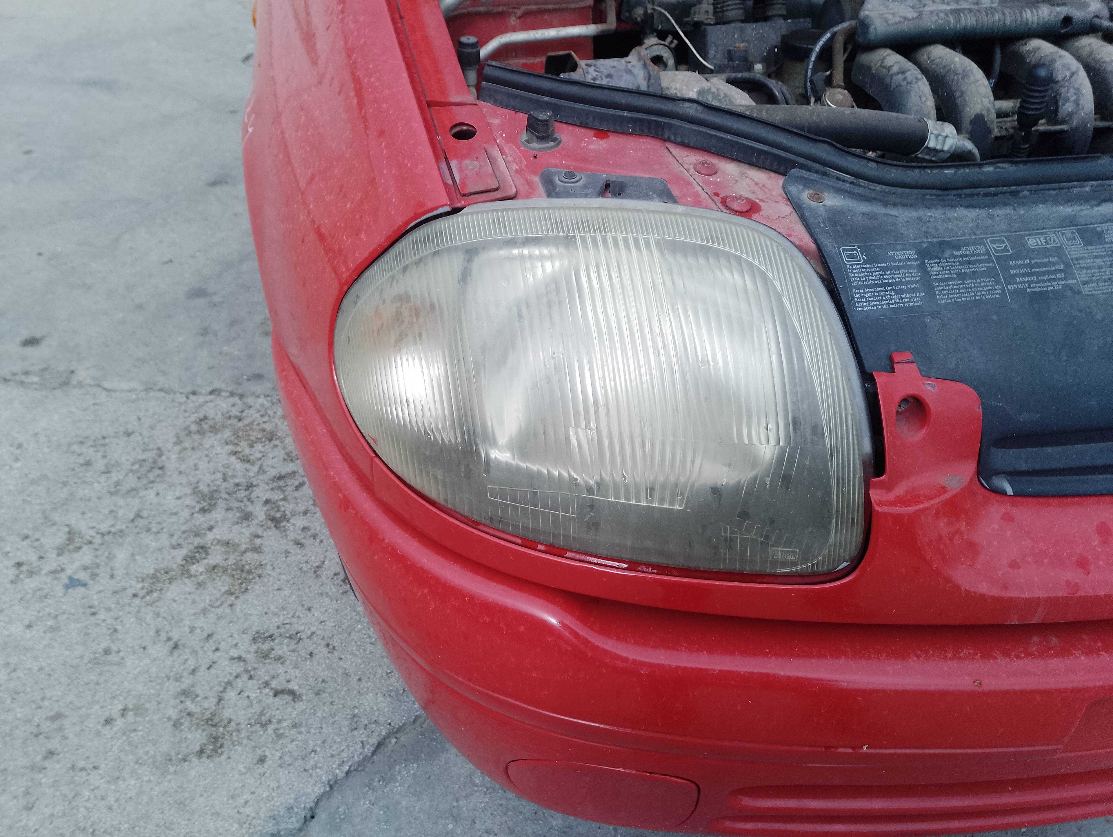Recambio de faro derecho para renault clio ii fase i (b/cbo) referencia OEM IAM   