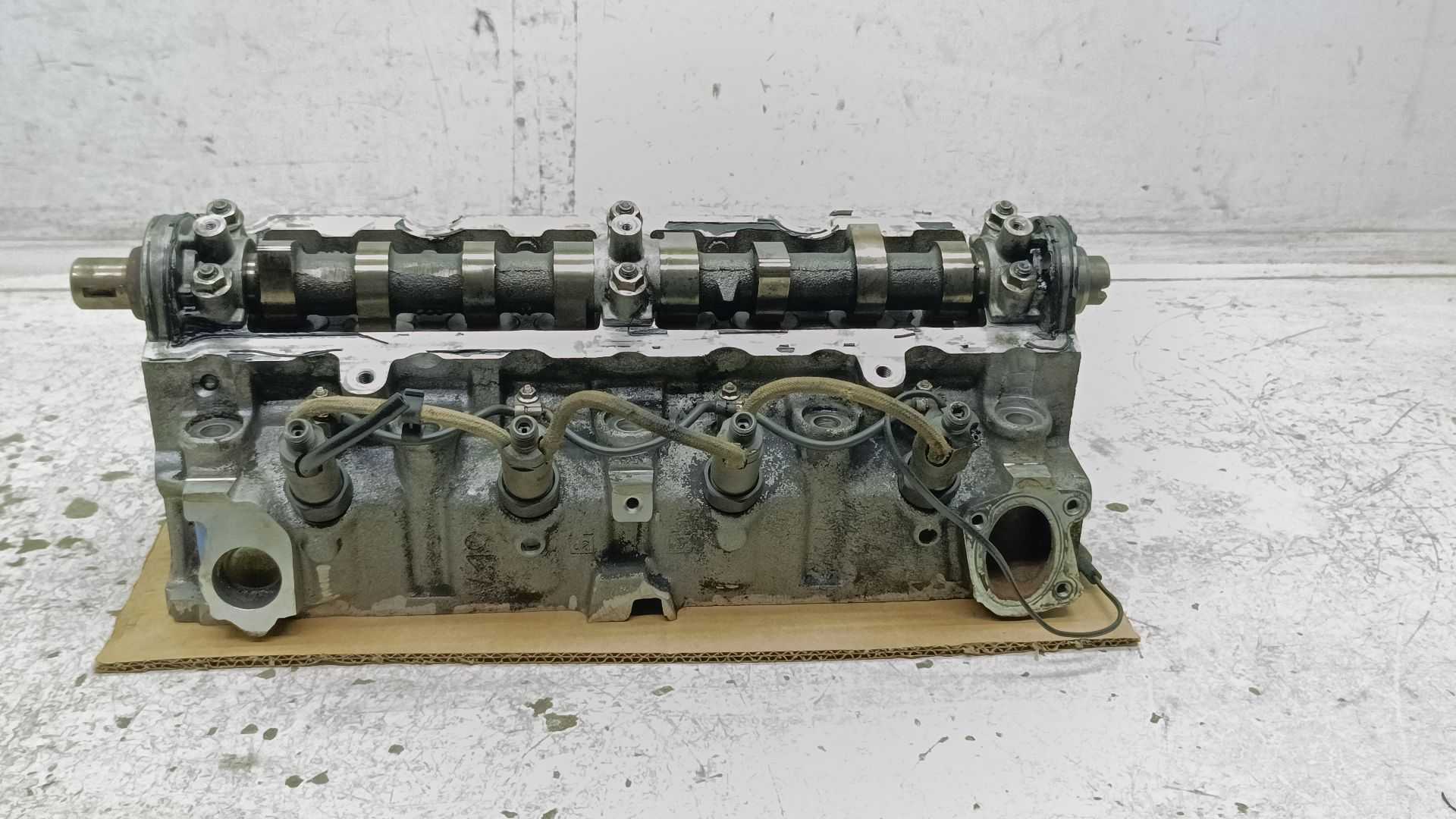 Recambio de culata para peugeot partner (s1) break referencia OEM IAM   