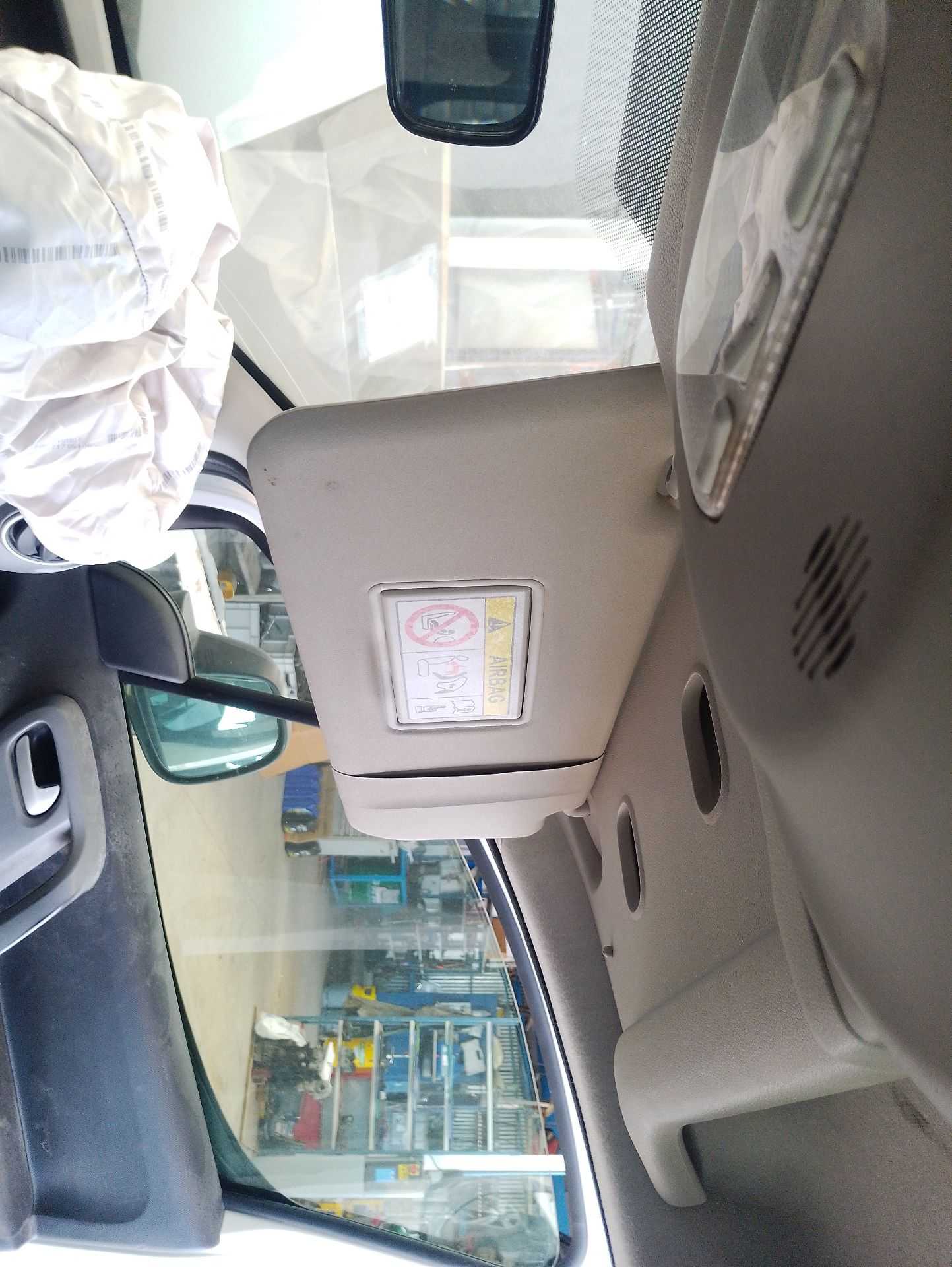 Recambio de parasol derecho para citroën berlingo multispace (b9) 1.6 hdi 75 / bluehdi 75 referencia OEM IAM 16128210BJ  