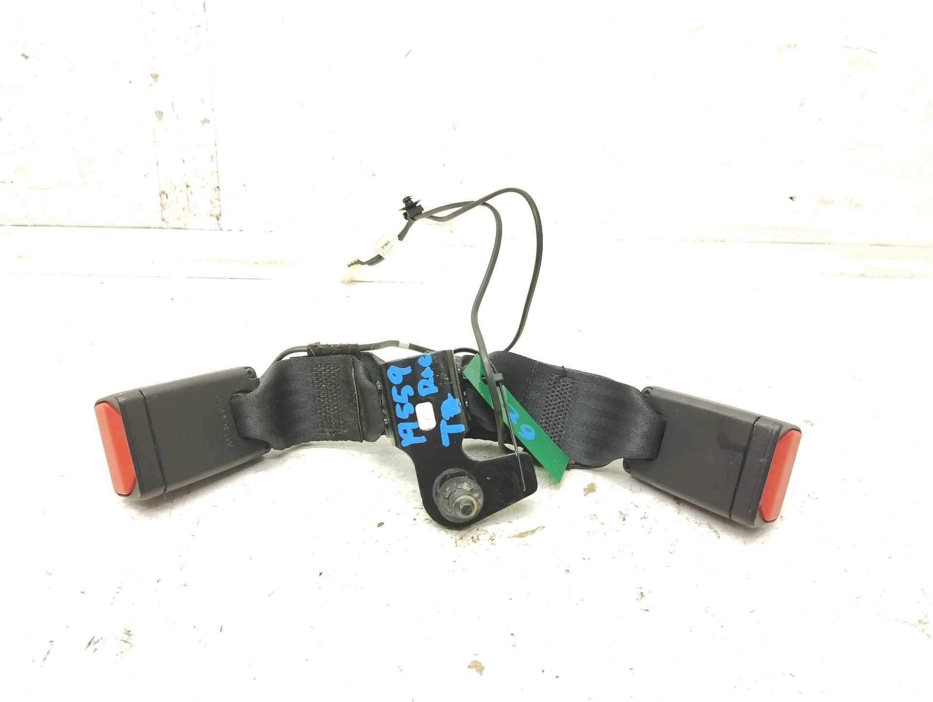 Recambio de anclaje cinturon de seguridad para opel crossland x design line referencia OEM IAM 6321020C  