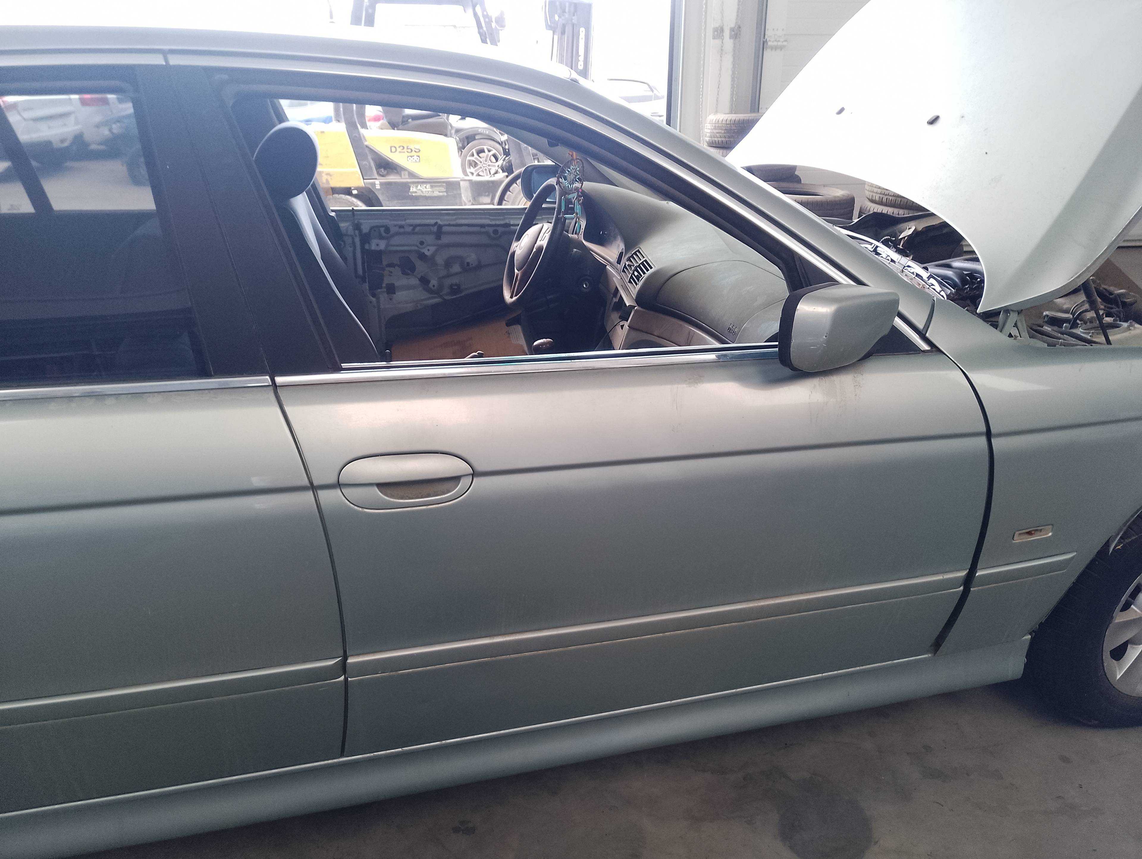 Recambio de puerta delantera derecha para bmw serie 5 berlina (e39) 525d referencia OEM IAM   