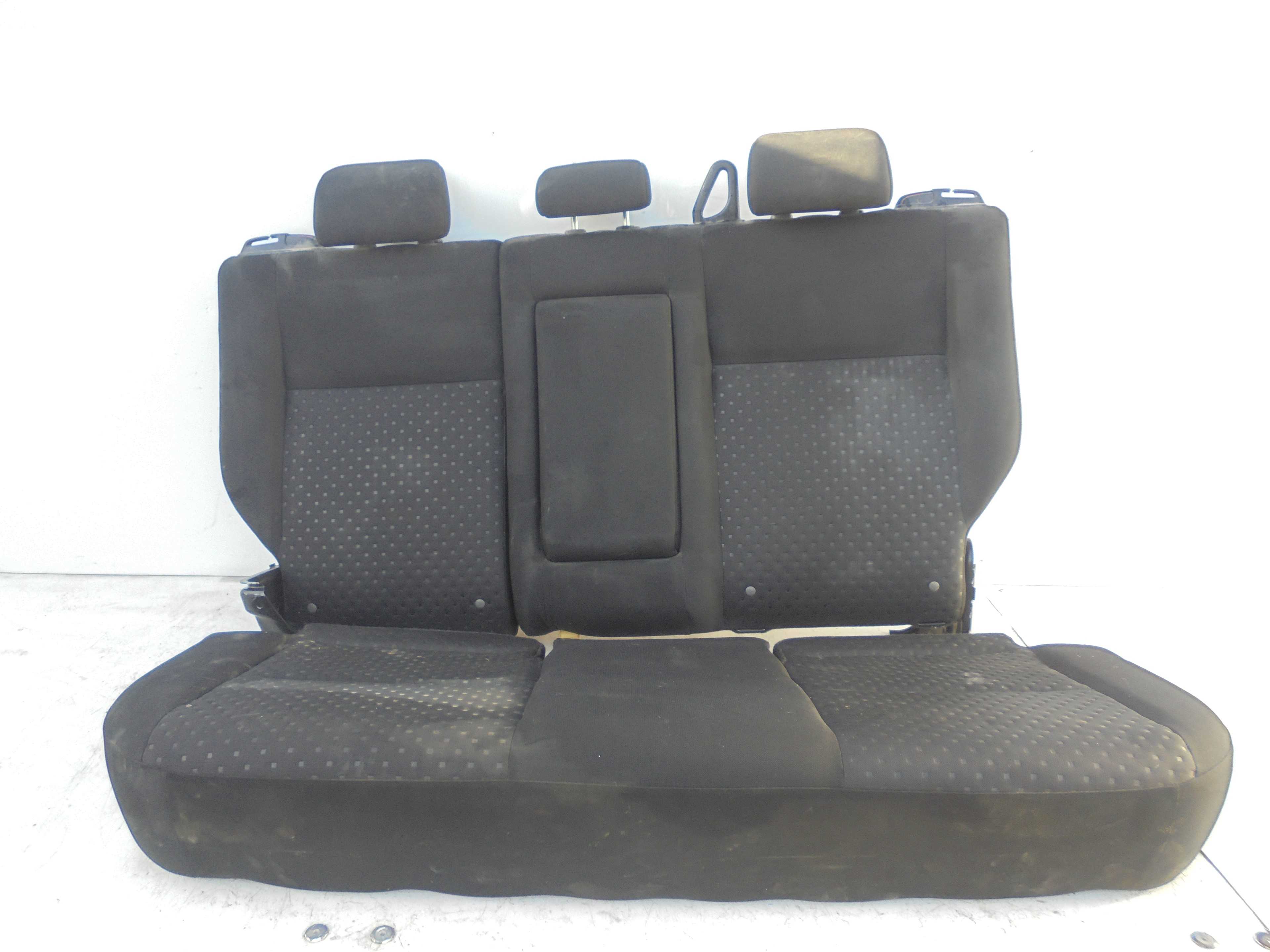 Recambio de asientos traseros para mitsubishi asx (ga0w) challenge 2wd referencia OEM IAM   