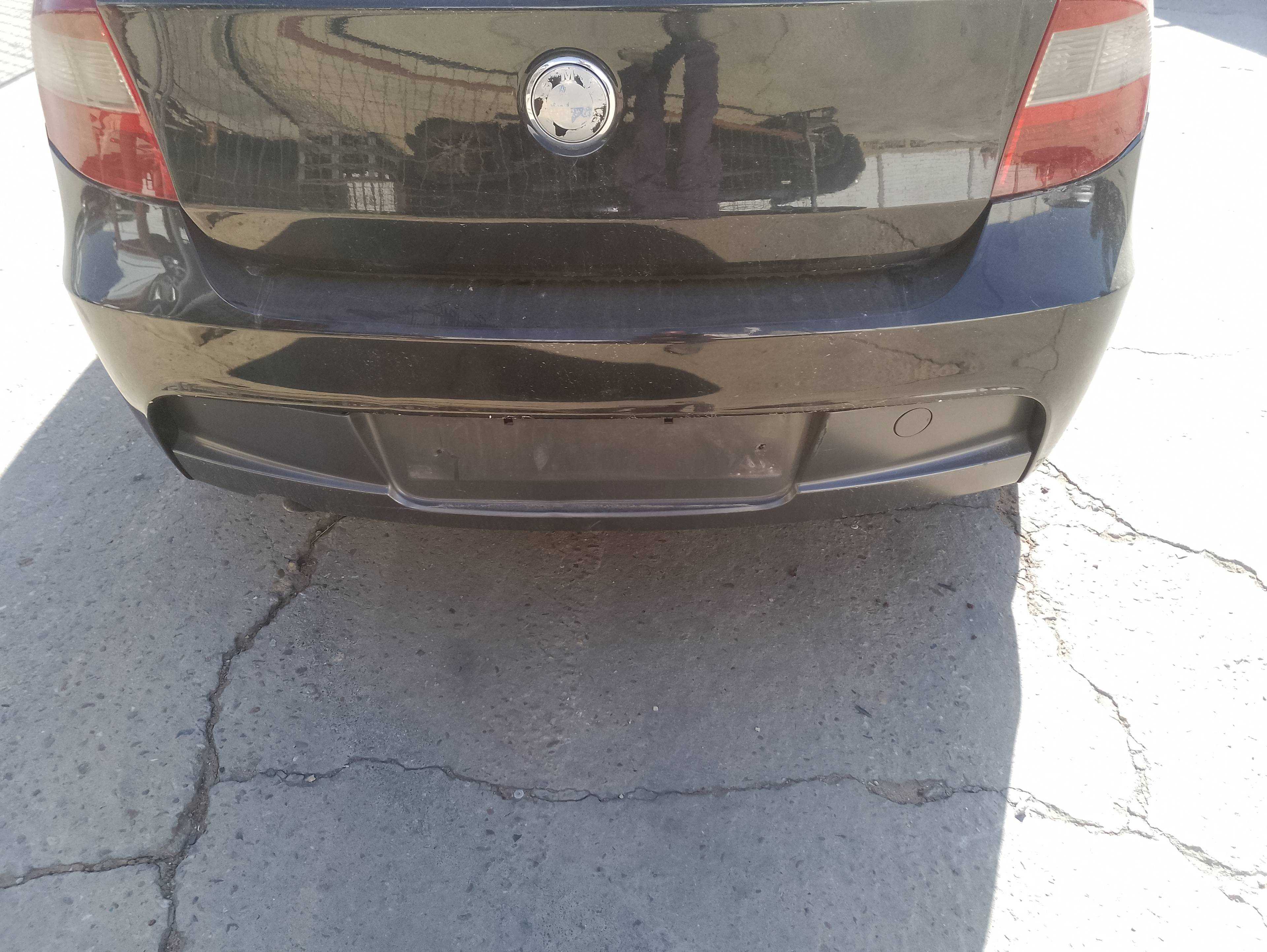 Recambio de paragolpes trasero para bmw serie 1 berlina (e81/e87) 118d referencia OEM IAM   