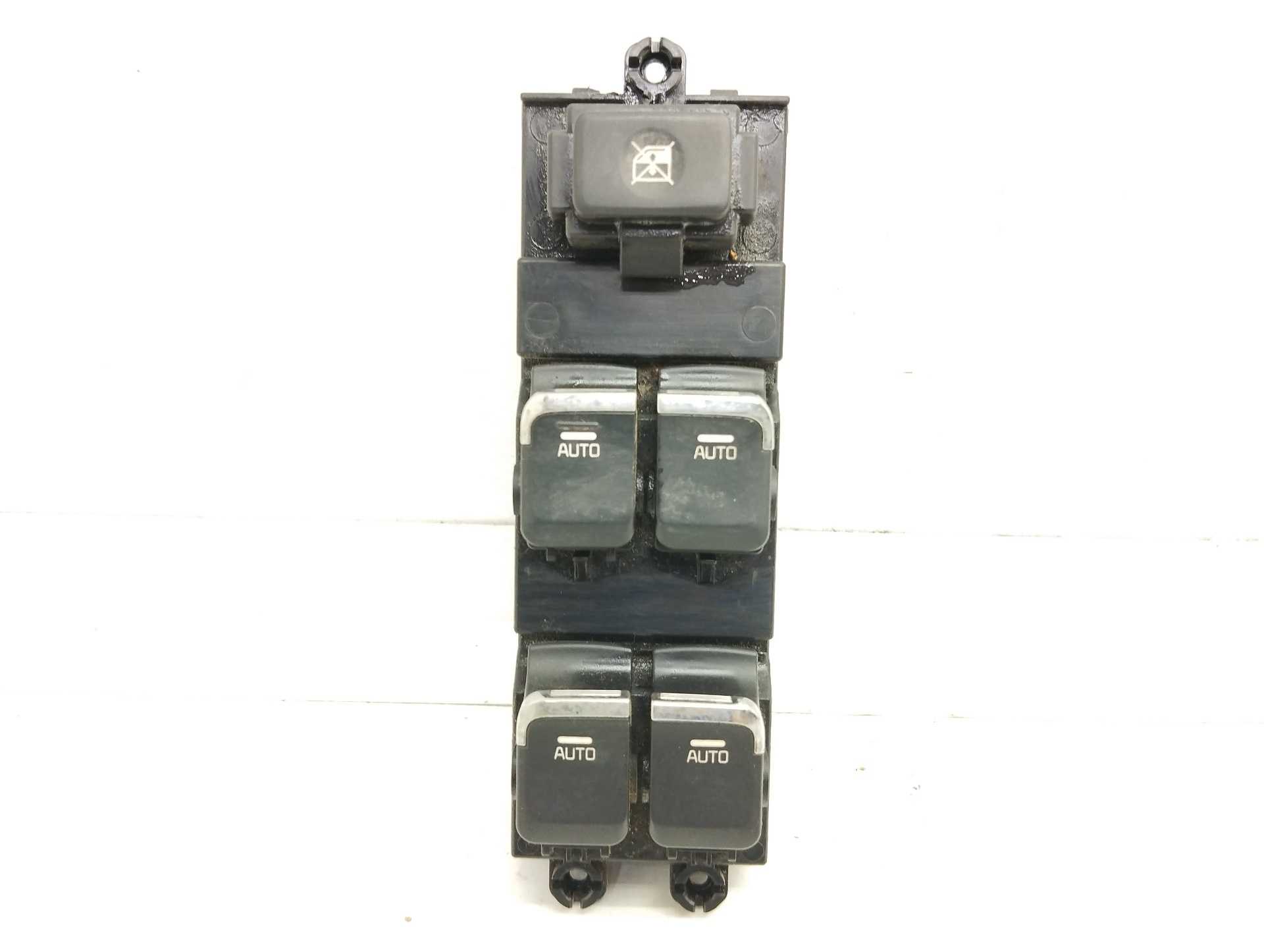 Recambio de mando elevalunas delantero izquierdo para kia cee´d business referencia OEM IAM 49D4901110  