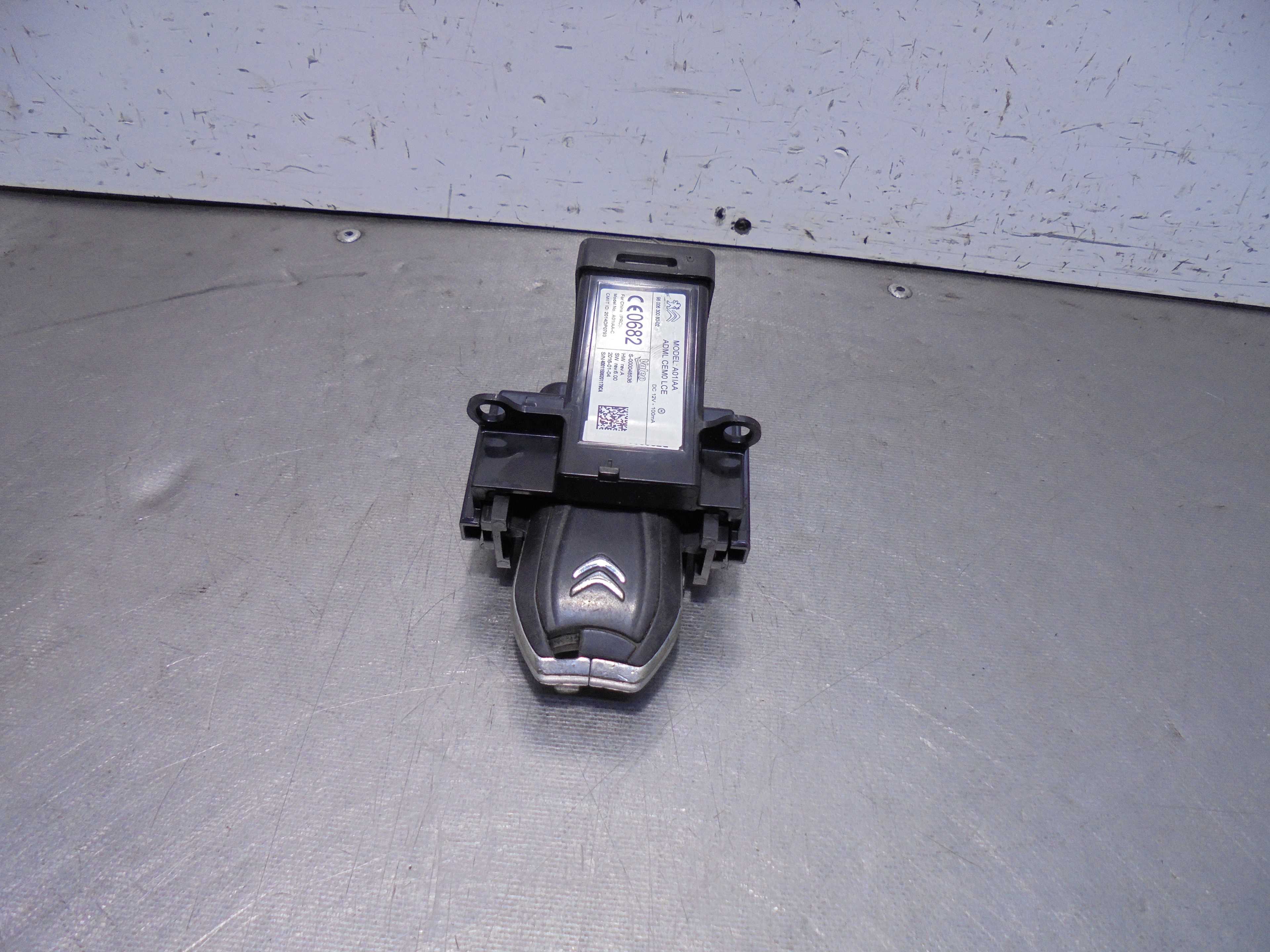 Recambio de conmutador de arranque para citroën c4 picasso exclusive referencia OEM IAM 9800630080 VALEO 