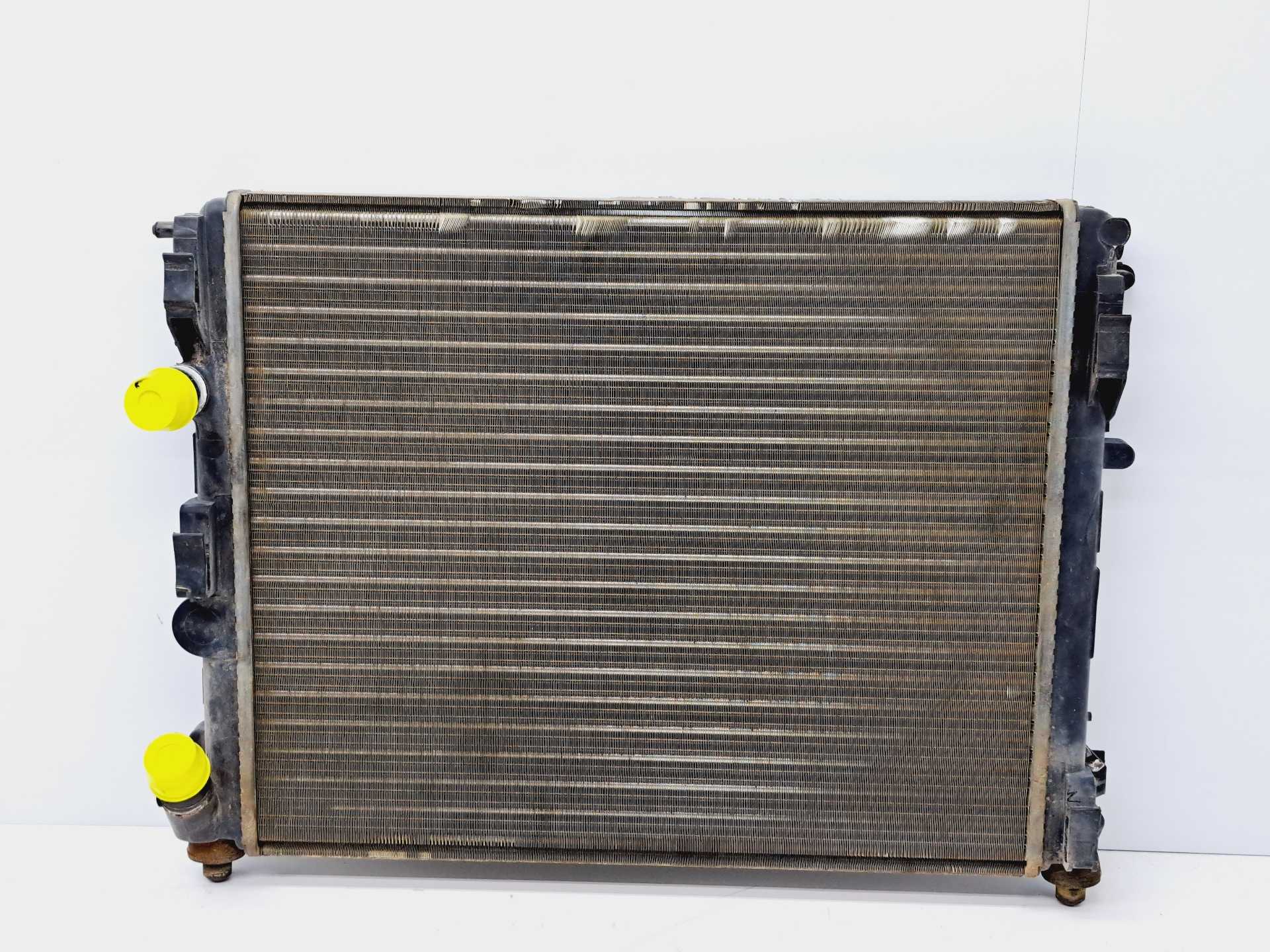 Recambio de radiador agua para dacia logan ambiance referencia OEM IAM 7700428082 864117S VALEO