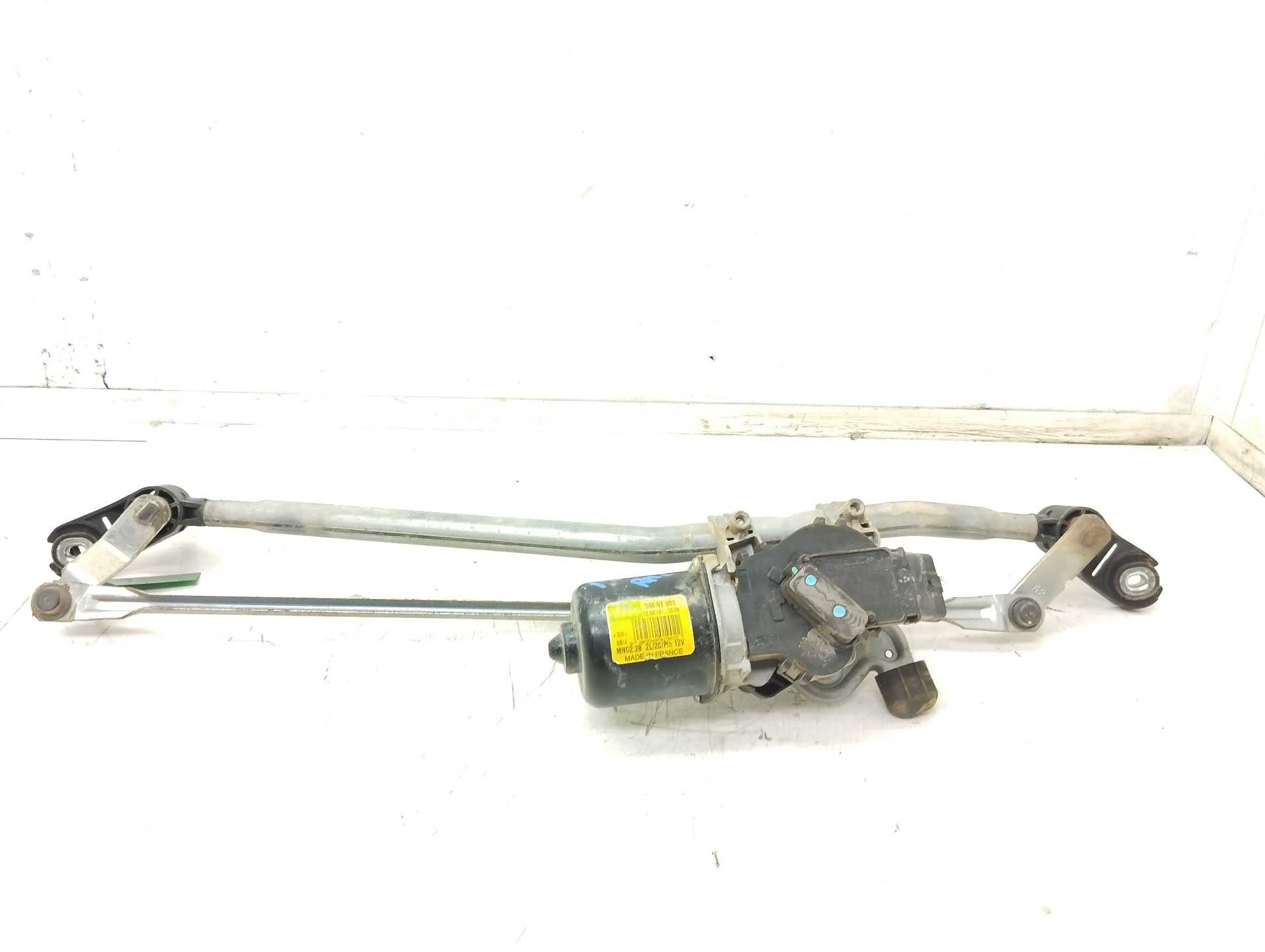Recambio de motor limpia delantero para renault kangoo dynamique acción especial referencia OEM IAM 8200409692D 54526811 