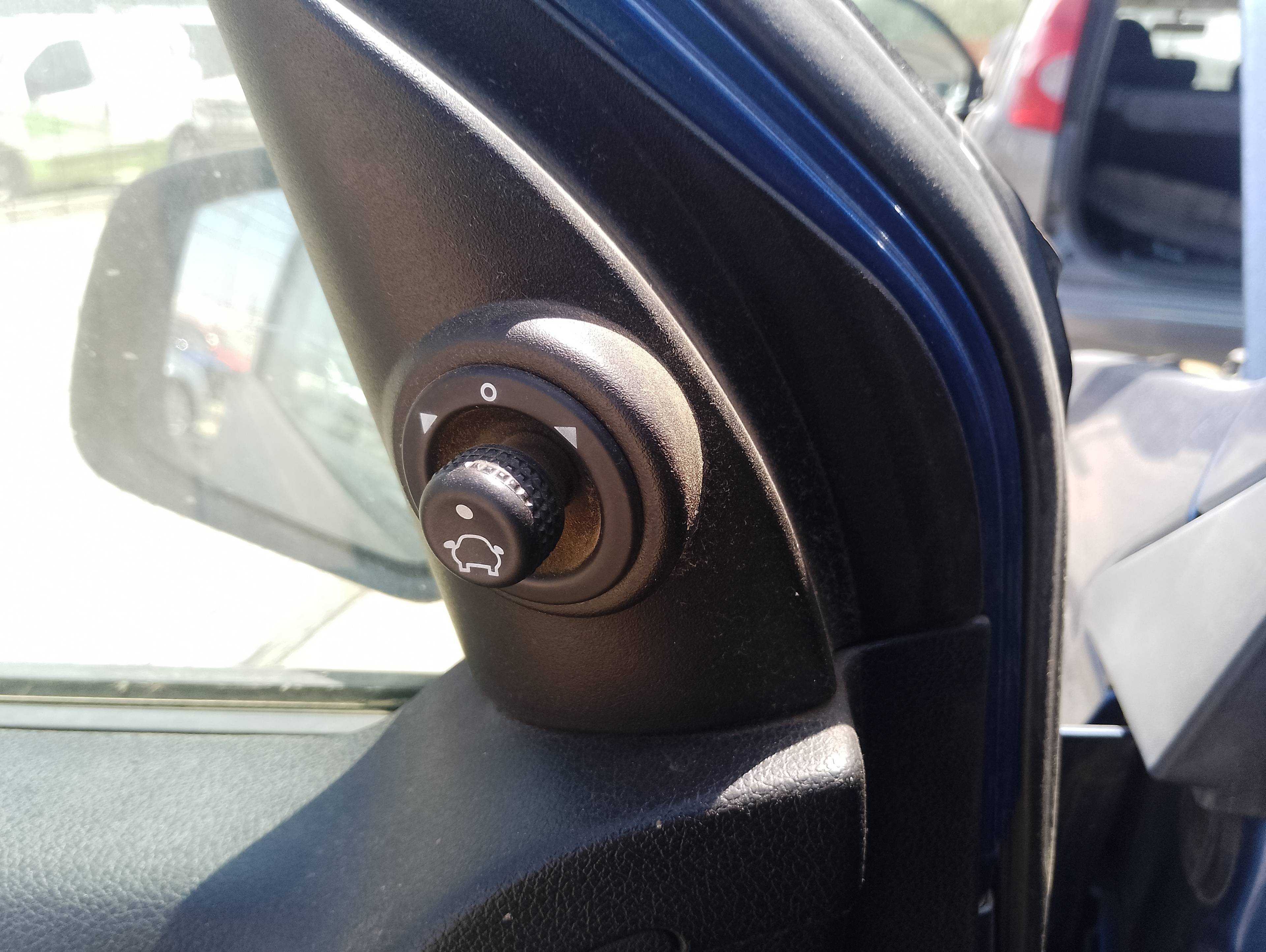 Recambio de mando retrovisor para ford fusion (cbk) ambiente referencia OEM IAM   