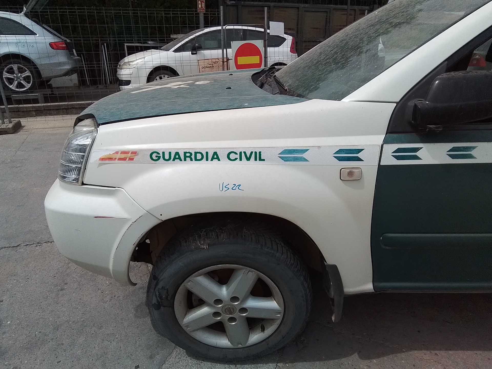 Recambio de aleta delantera izquierda para nissan x-trail (t30) comfort referencia OEM IAM   
