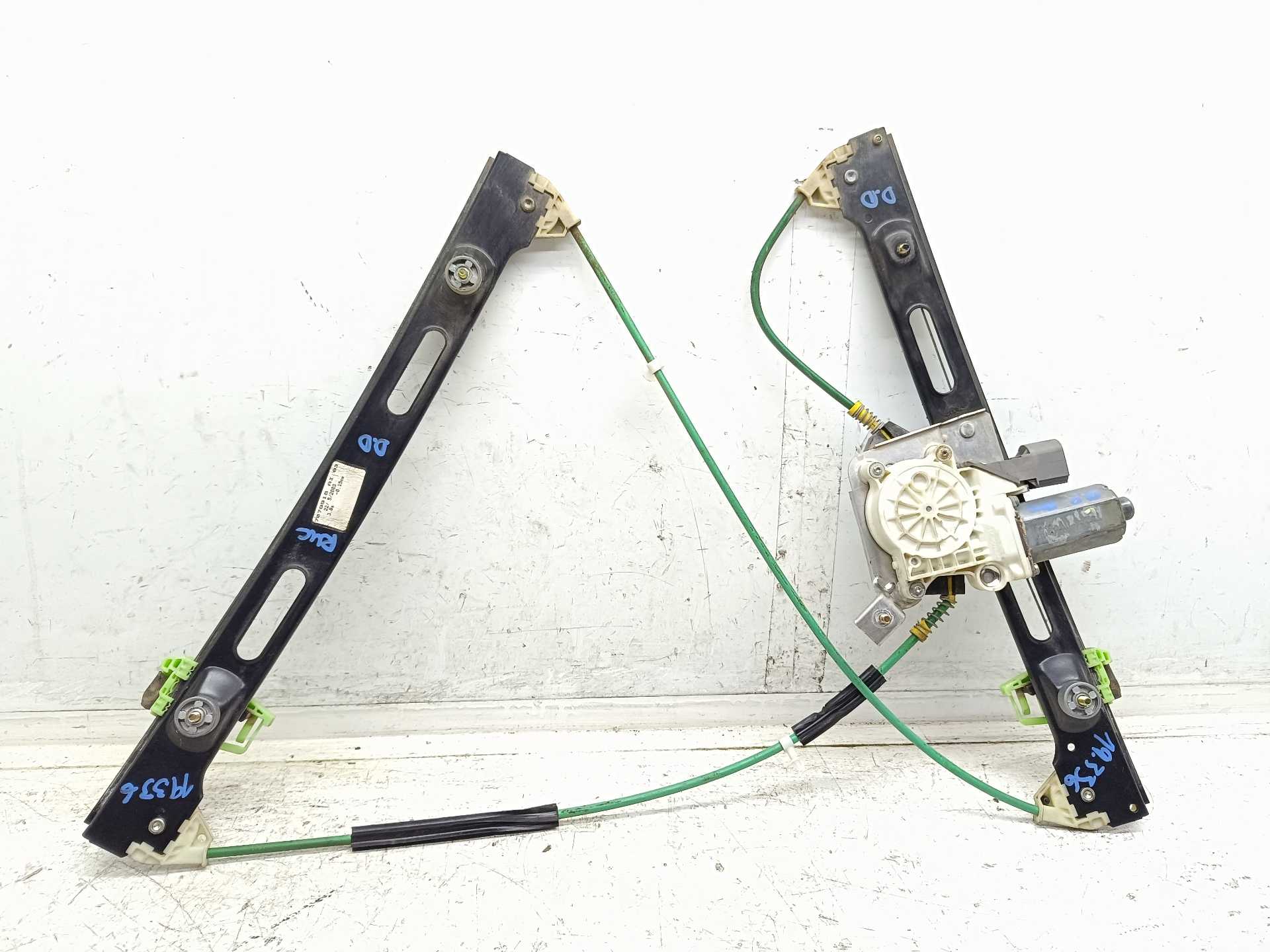 Recambio de elevalunas delantero derecho para bmw serie 3 compact (e46) 316ti referencia OEM IAM 7079918  
