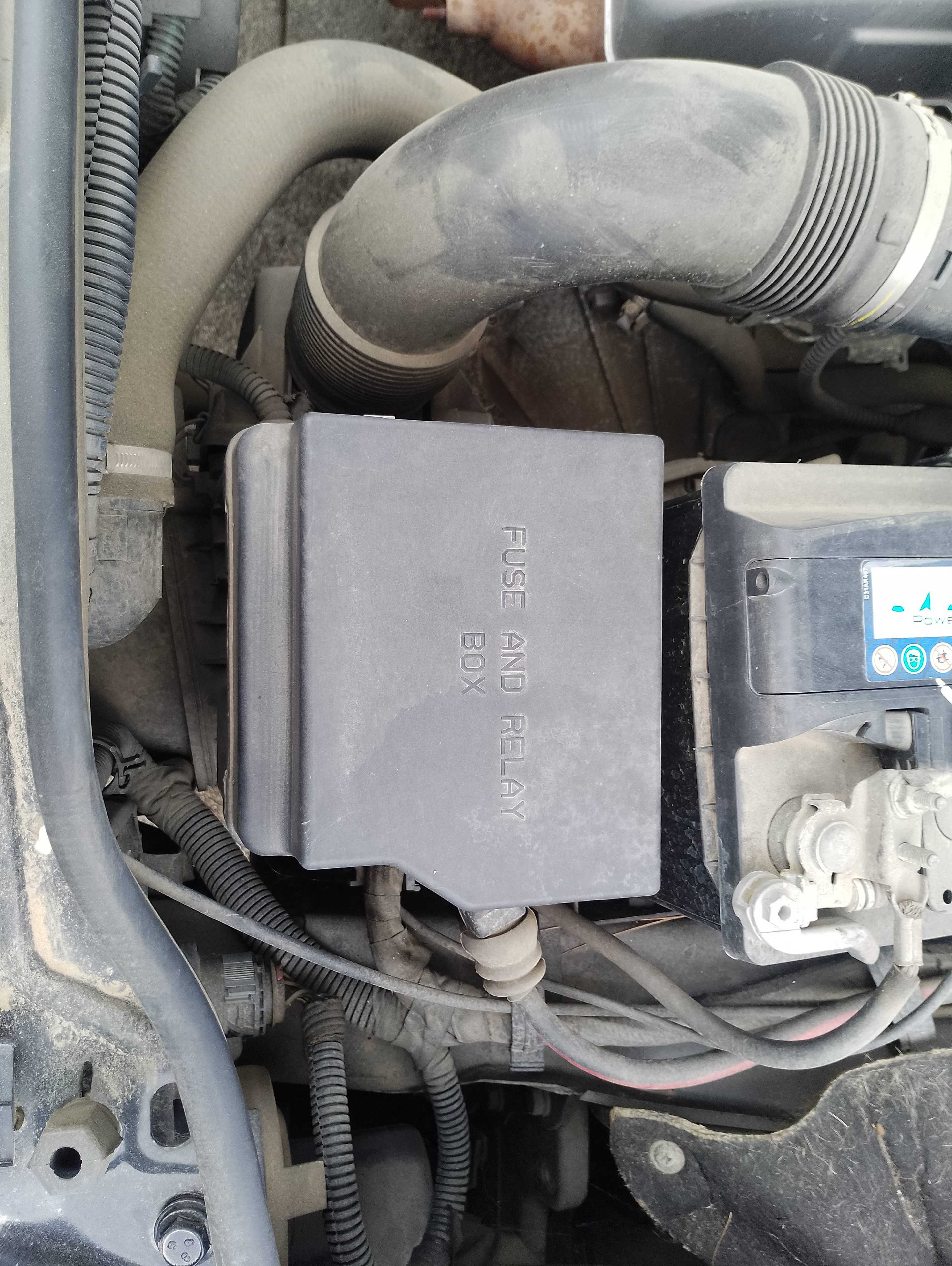 Recambio de caja reles / fusibles para alfa romeo 147 (190) 1.6 t.spark eco distinctive referencia OEM IAM   