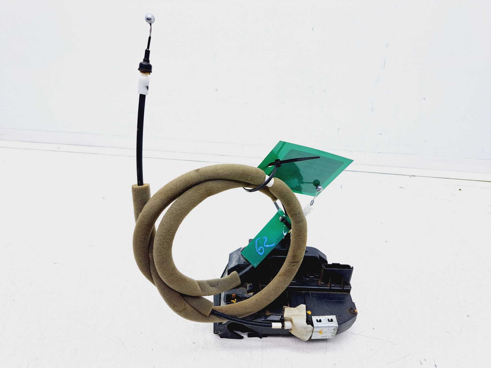 Recambio de cerradura puerta delantera derecha para renault kadjar bose edition referencia OEM IAM 805004EA2A  