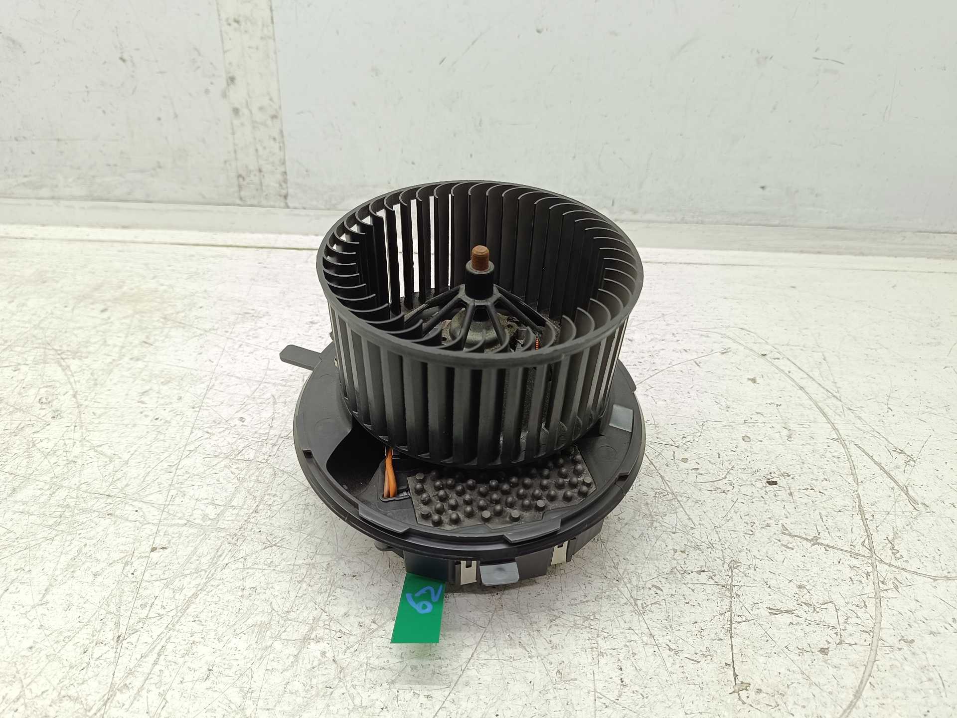 Recambio de motor calefaccion para audi a3 (8p) 1.9 tdi ambiente referencia OEM IAM NT863480671X  