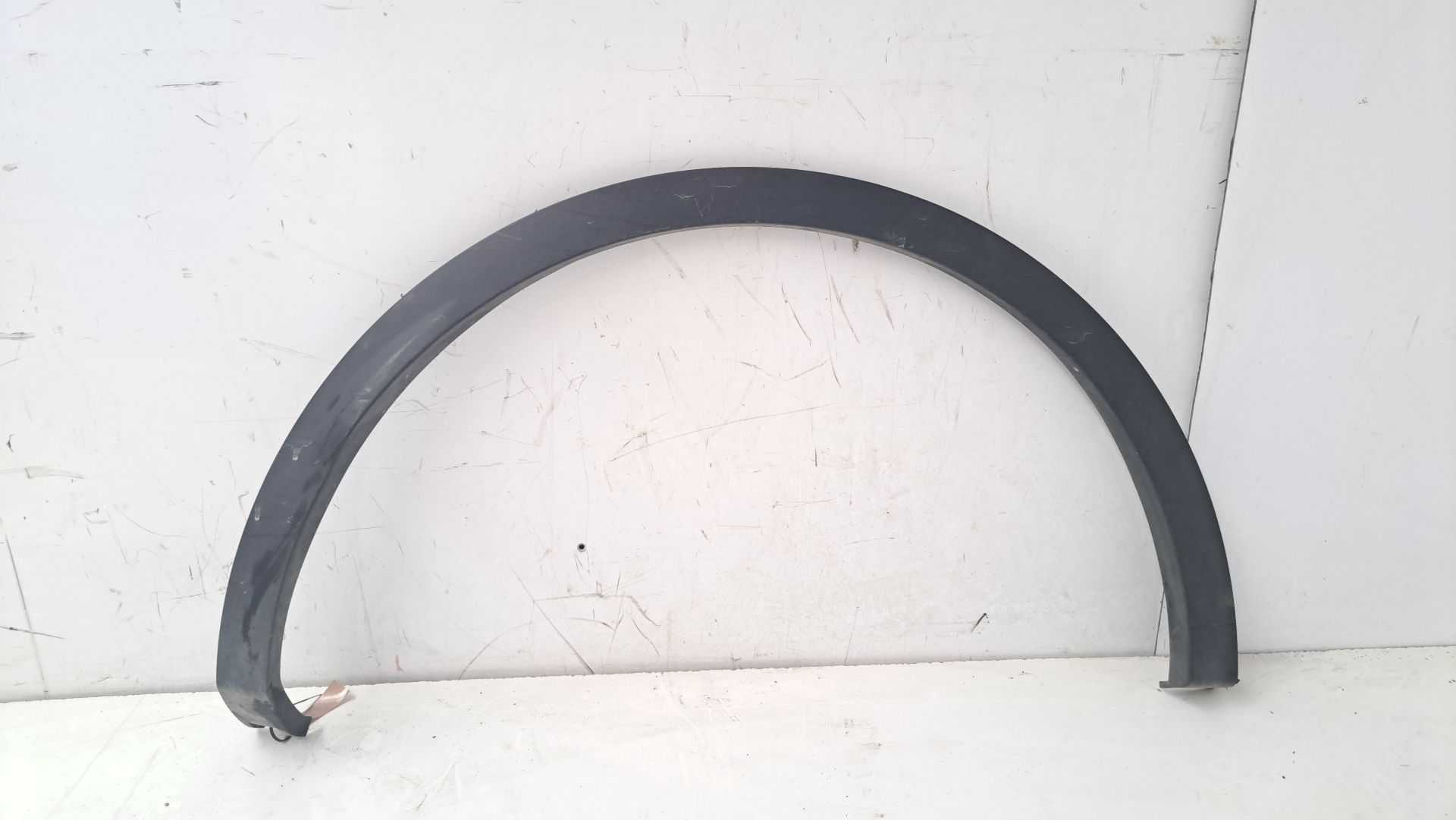 Recambio de aletin trasero derecho para renault kadjar bose edition referencia OEM IAM 788743595r  