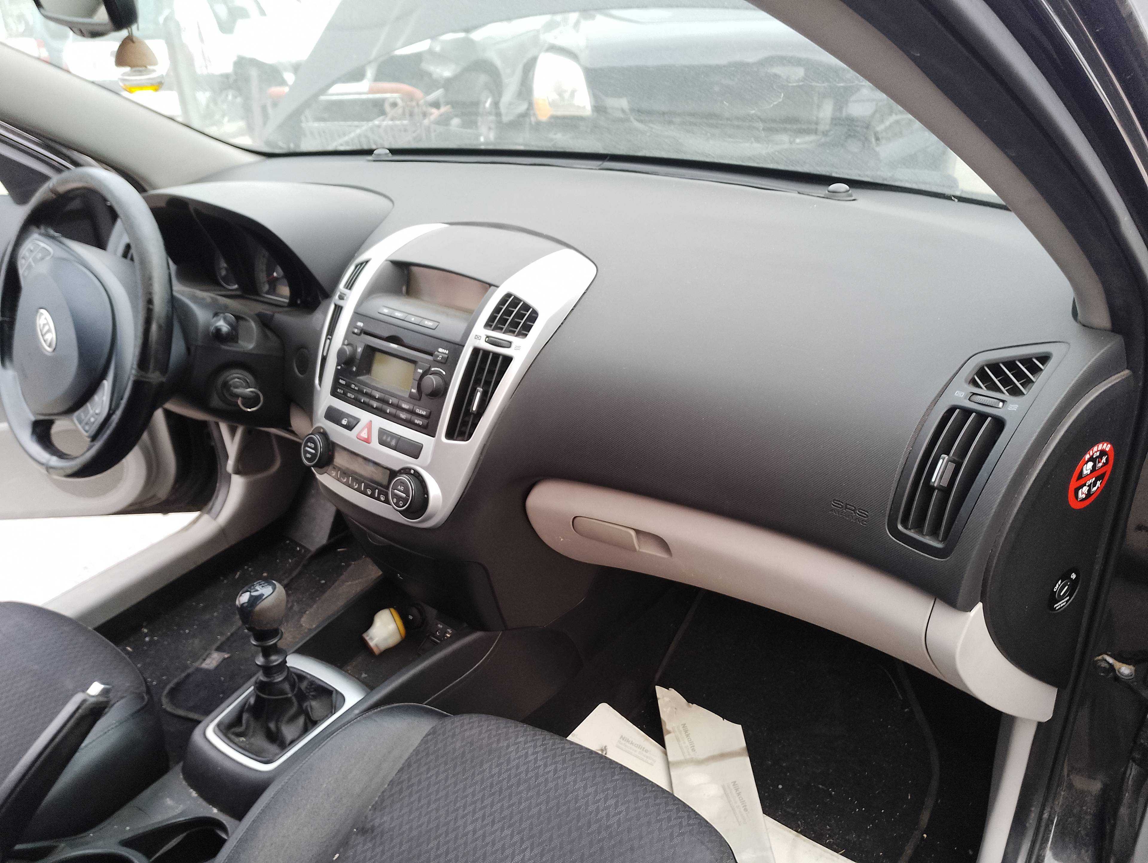 Recambio de salpicadero para kia cee´d active referencia OEM IAM   
