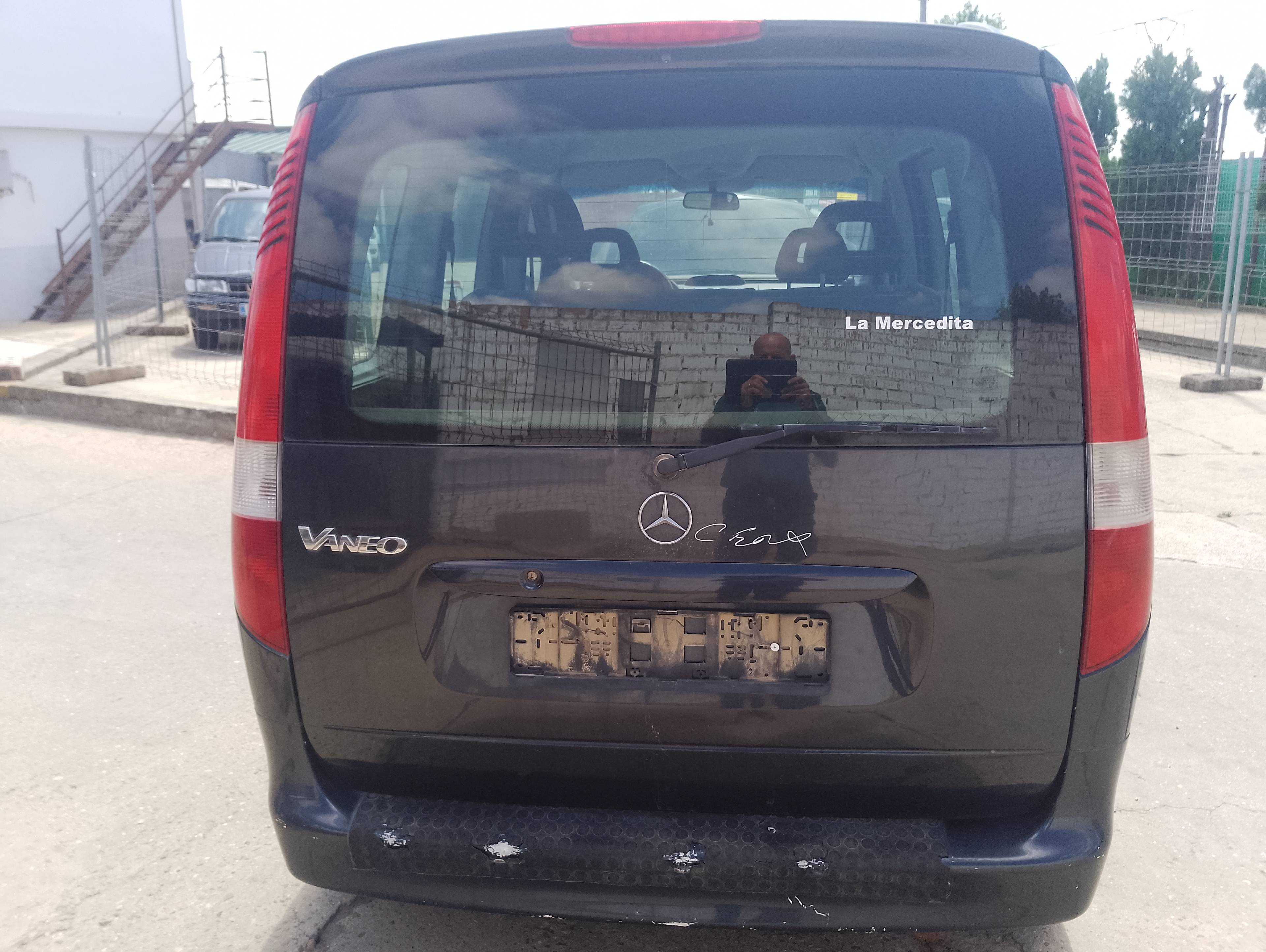 Recambio de porton trasero para mercedes-benz vaneo (w414) furgoneta compacta 1.6 (414.700) referencia OEM IAM   