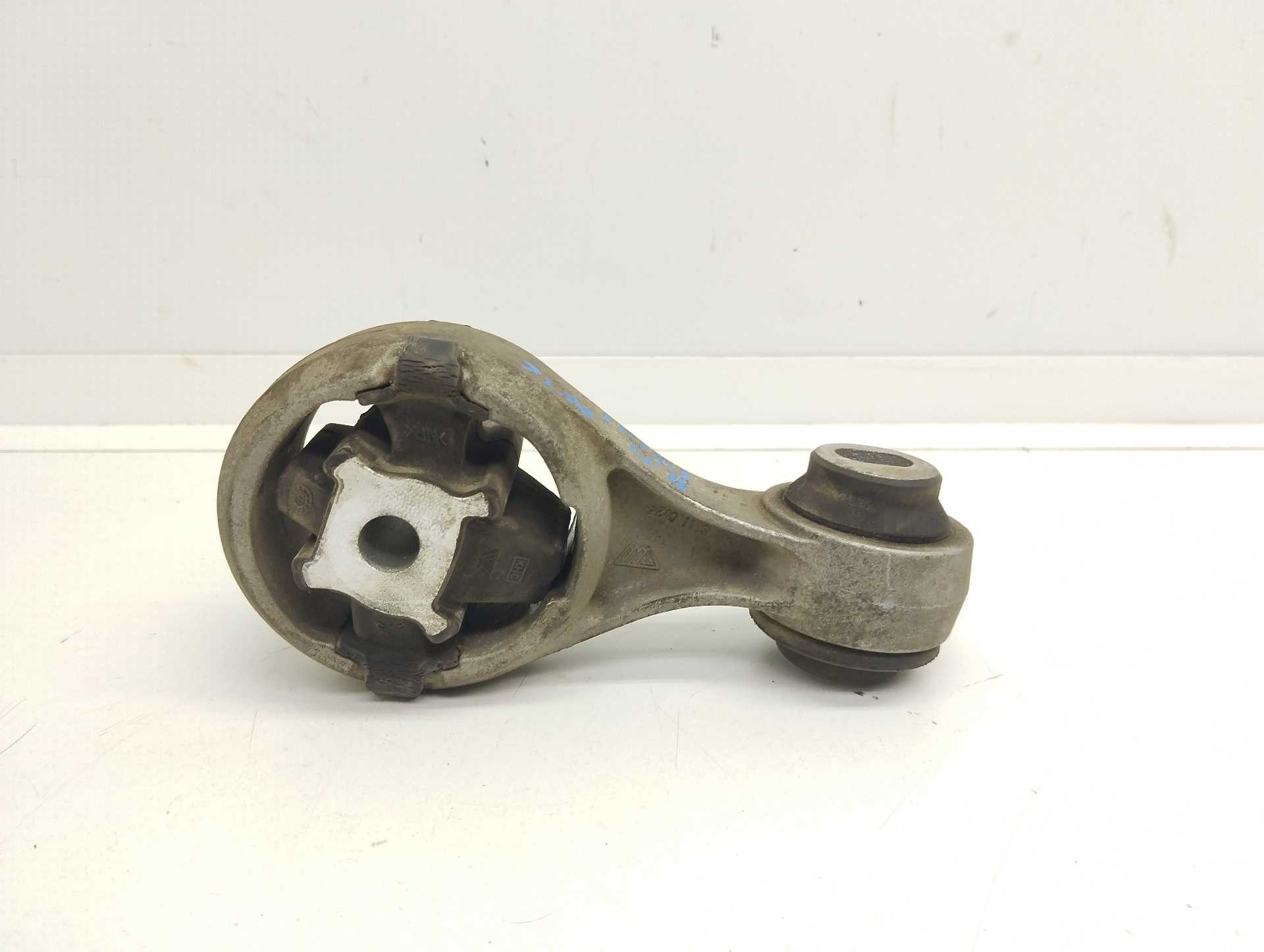 Recambio de soporte motor derecho para renault koleos bose edition referencia OEM IAM 11350JD000  