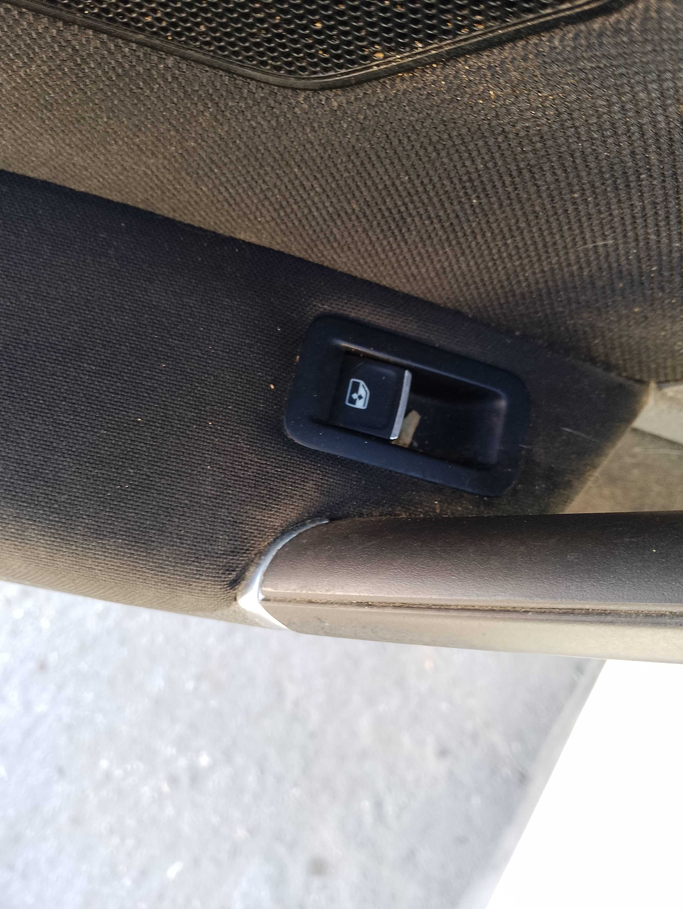 Recambio de mando elevalunas trasero izquierdo para volkswagen golf vii lim. 2.0 tsi referencia OEM IAM   