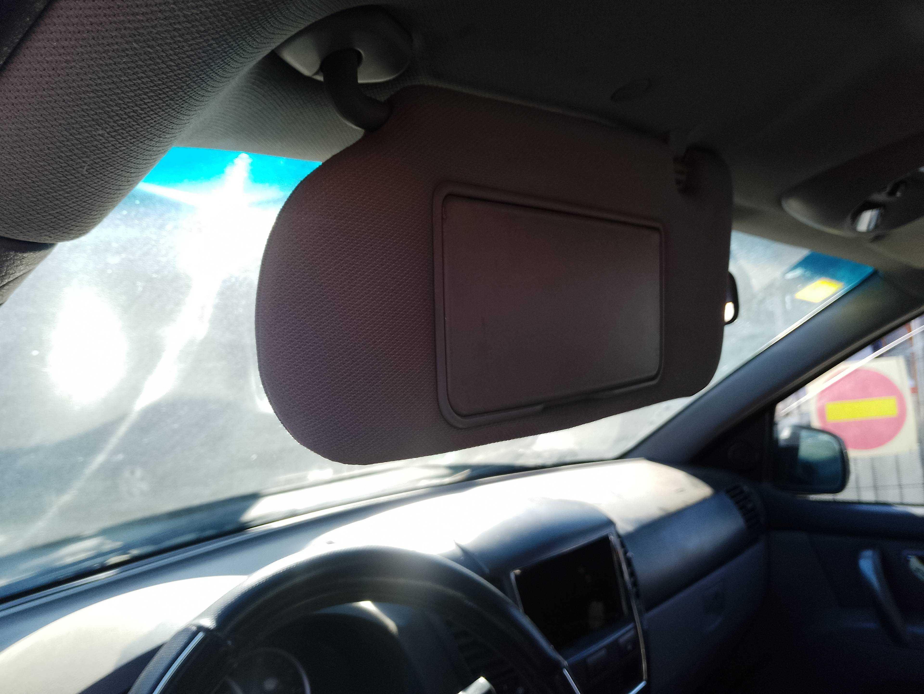 Recambio de parasol izquierdo para kia sorento 2.5 crdi active referencia OEM IAM   