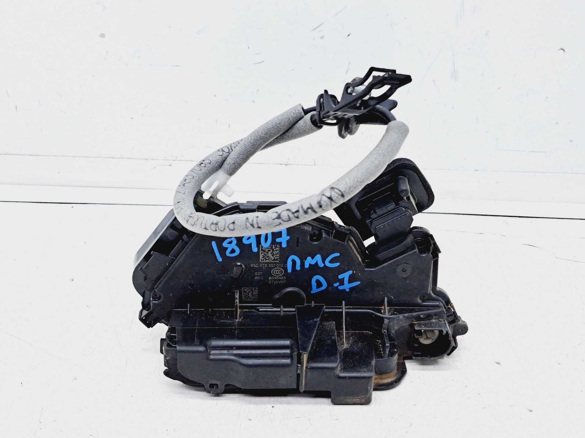 Recambio de cerradura puerta delantera izquierda para volkswagen t-roc (d11) basis referencia OEM IAM B5C5TB837015C  