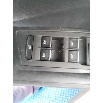 MANDO ELEVALUNAS DELANTERO IZQUIERDO 5G0959857E 