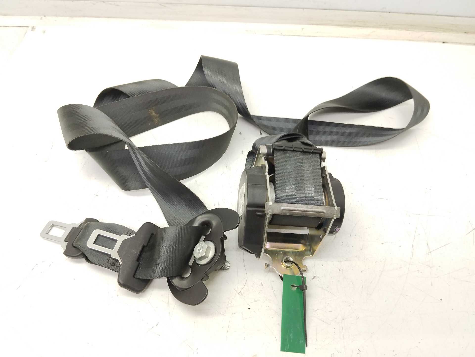 Recambio de cinturon seguridad trasero central para renault scenic iv black edition referencia OEM IAM 626131500C 888502465R 