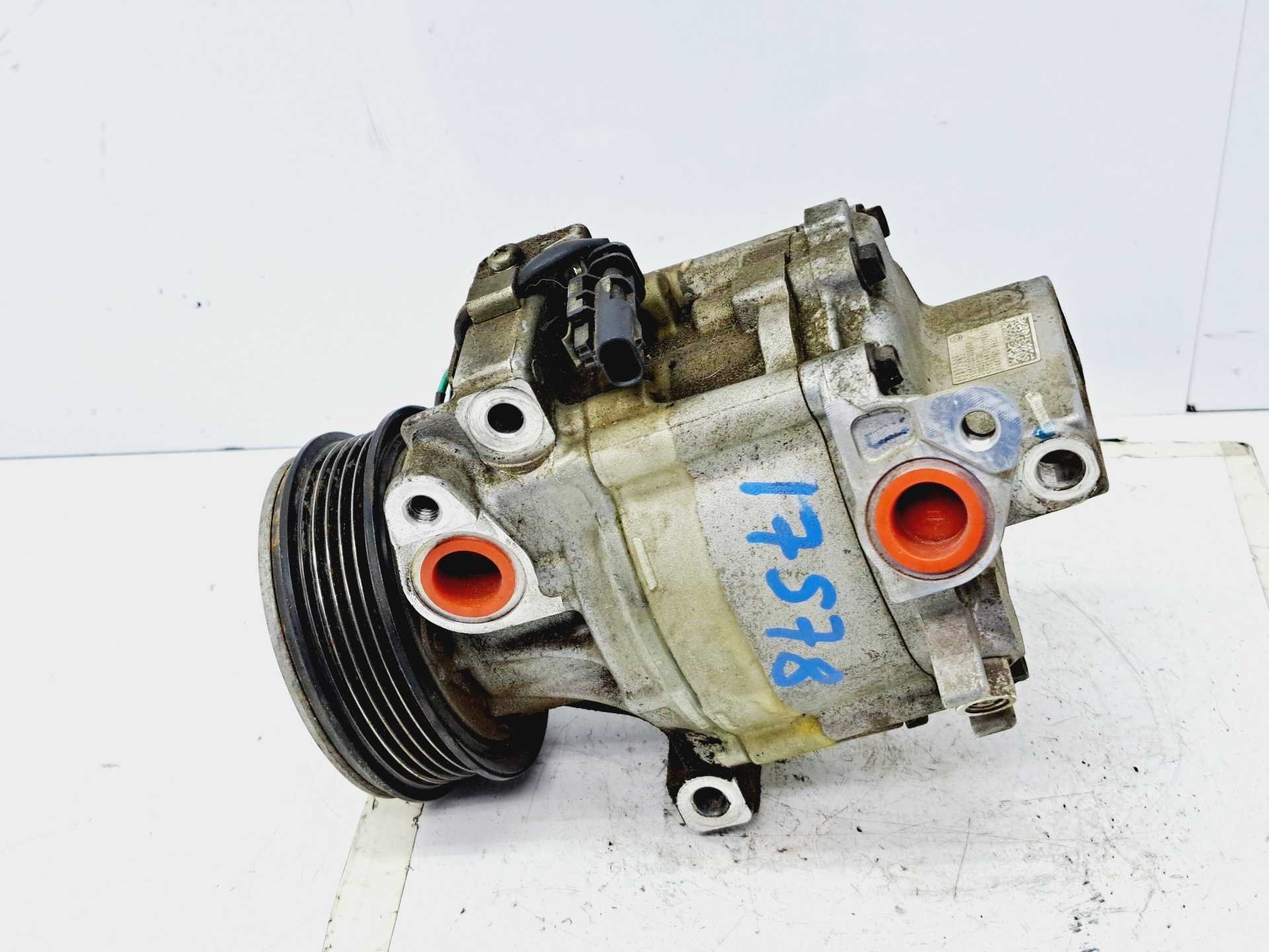 Recambio de compresor aire acondicionado para opel karl edition referencia OEM IAM 42472965  